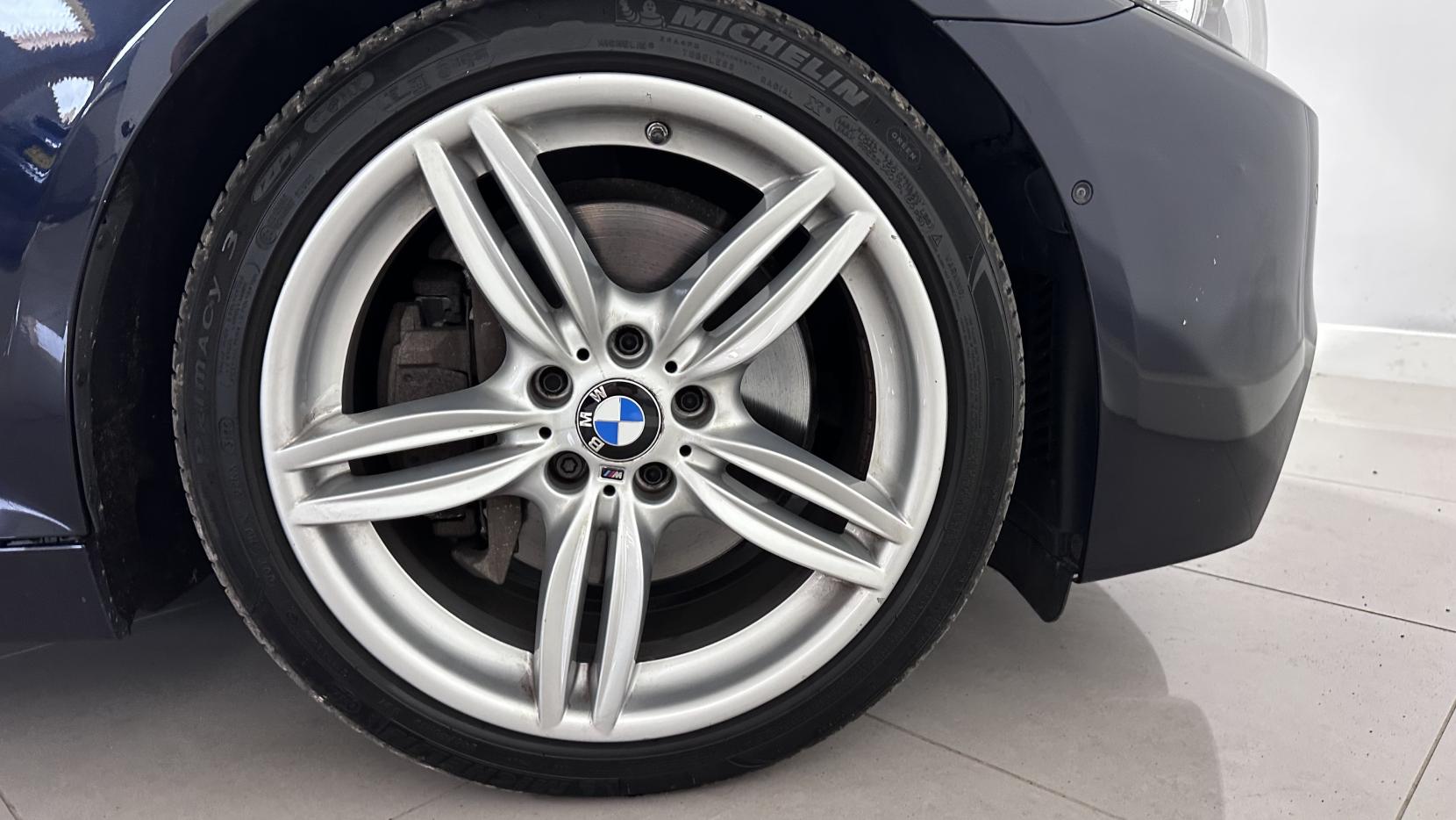 BMW 5 Series 3.0 535d M Sport Touring 5dr Diesel Auto Euro 6 (s/s) (313 ps)