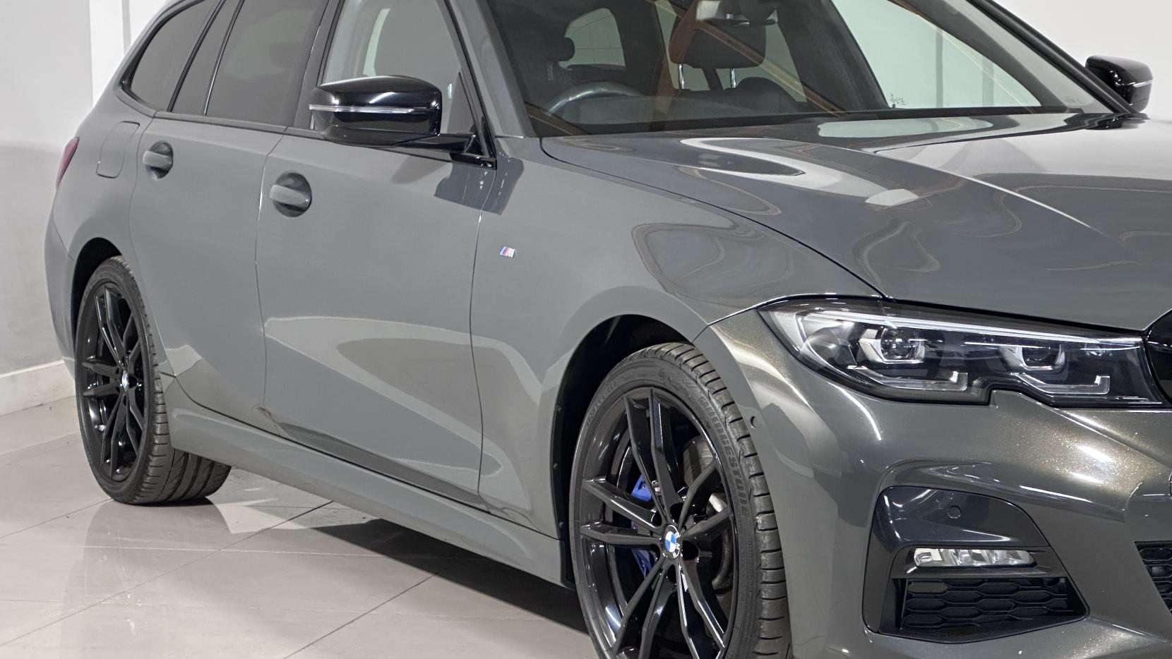 BMW 3 Series 2.0 330e 12kWh M Sport Pro Edition Touring 5dr Petrol Plug-in Hybrid Auto Euro 6 (s/s) (292 ps)