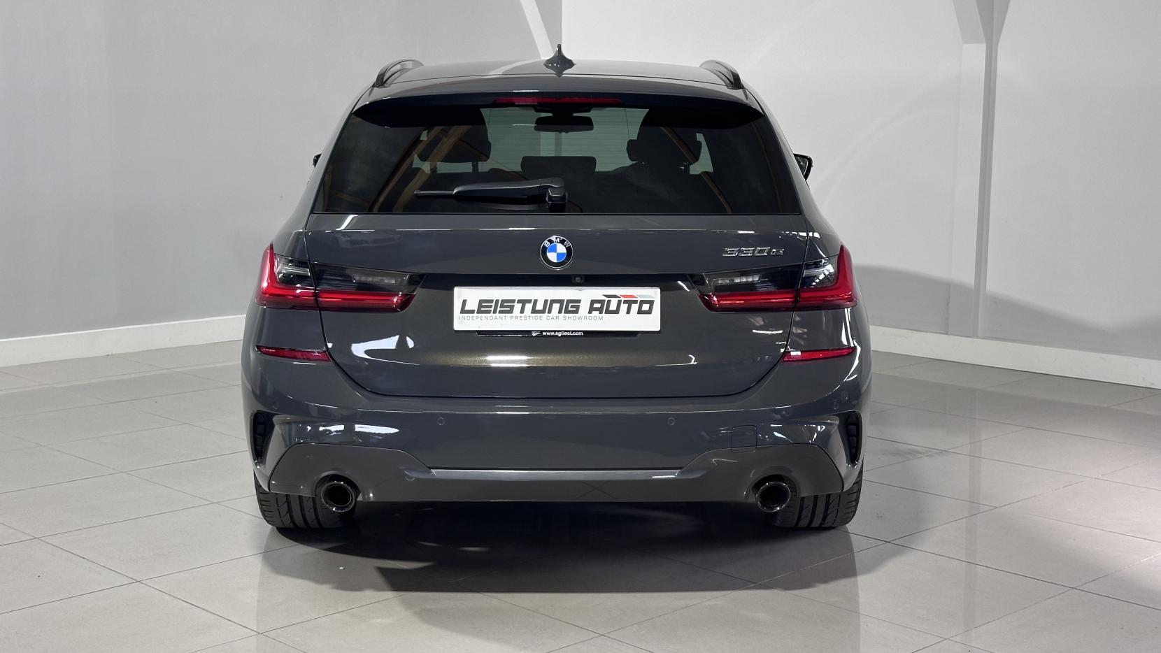 BMW 3 Series 2.0 330e 12kWh M Sport Pro Edition Touring 5dr Petrol Plug-in Hybrid Auto Euro 6 (s/s) (292 ps)