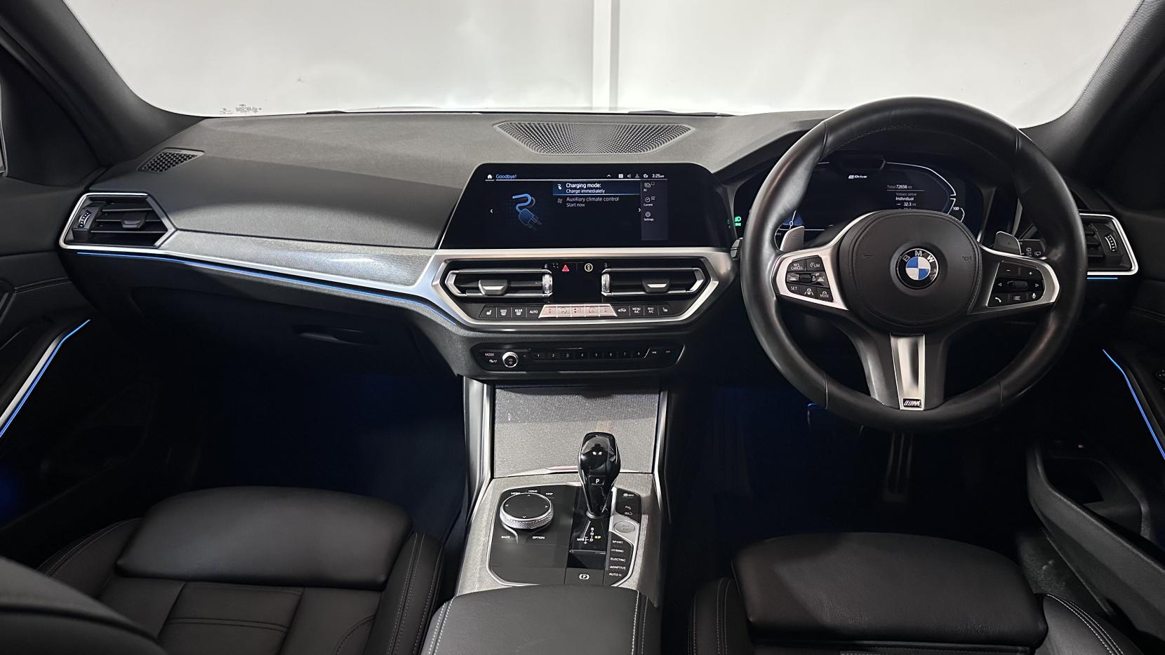 BMW 3 Series 2.0 330e 12kWh M Sport Pro Edition Touring 5dr Petrol Plug-in Hybrid Auto Euro 6 (s/s) (292 ps)