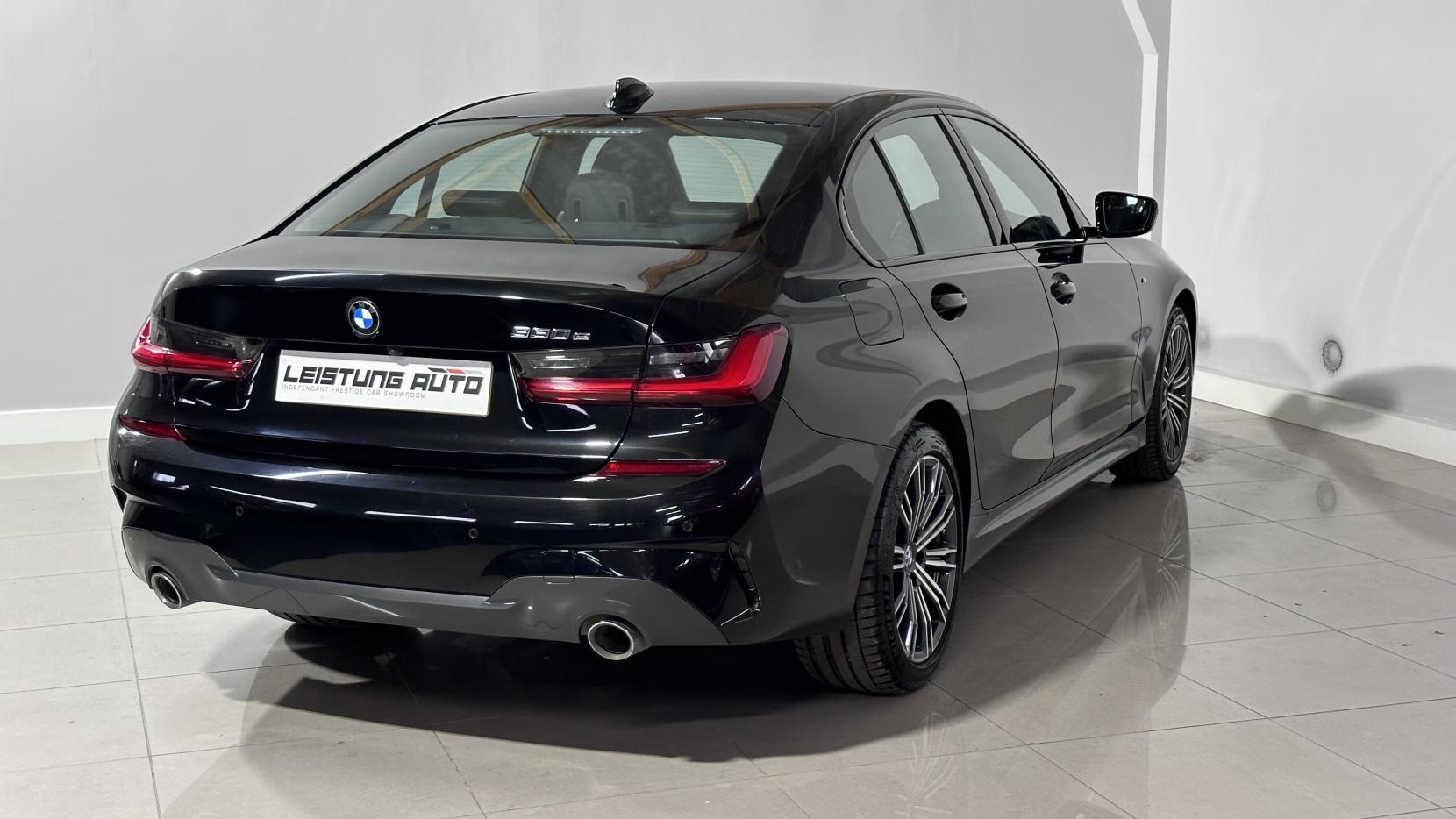 BMW 3 Series 2.0 330e 12kWh M Sport Saloon 4dr Petrol Plug-in Hybrid Auto Euro 6 (s/s) (292 ps)