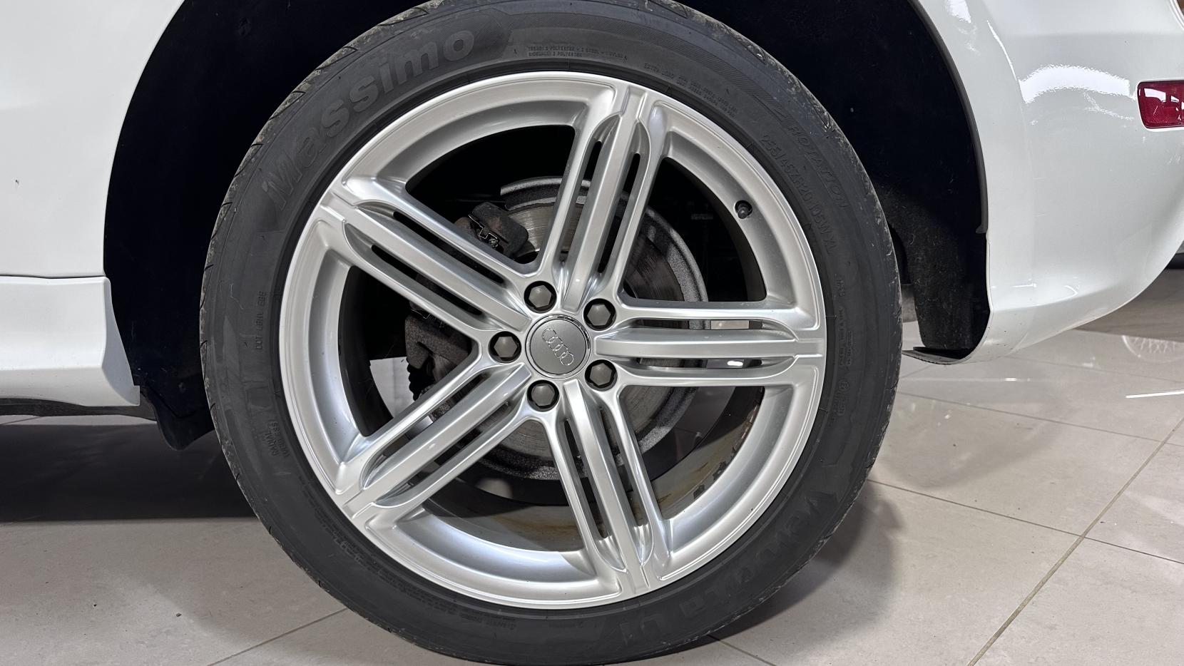 Audi Q5 2.0 TDI S line Plus SUV 5dr Diesel S Tronic quattro Euro 6 (s/s) (190 ps)