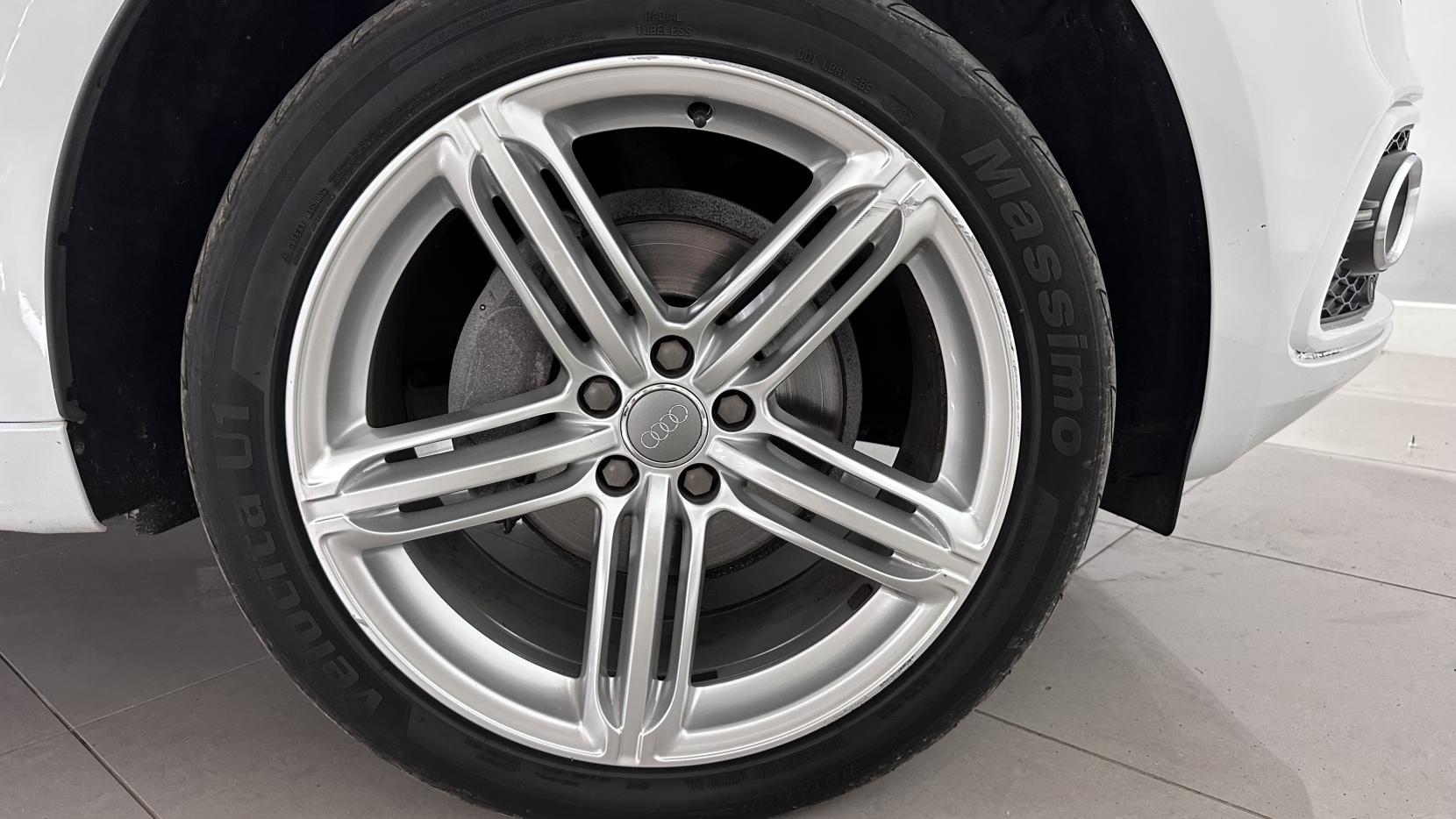 Audi Q5 2.0 TDI S line Plus SUV 5dr Diesel S Tronic quattro Euro 6 (s/s) (190 ps)
