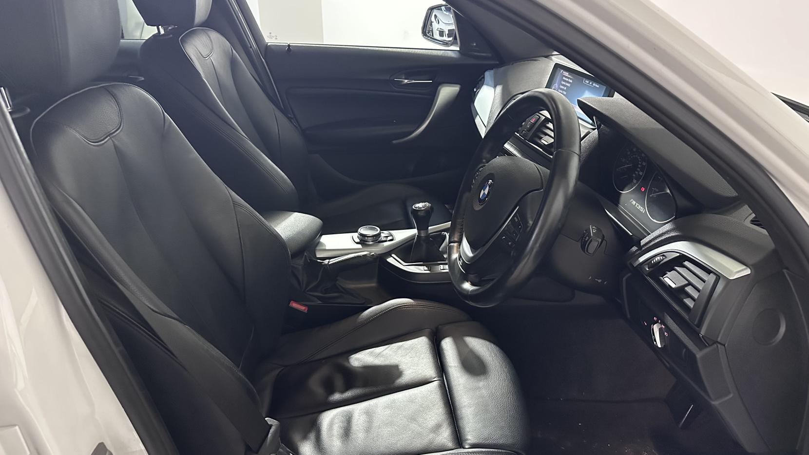 BMW 1 Series 3.0 M135i Hatchback 5dr Petrol Manual Euro 6 (s/s) (320 ps)