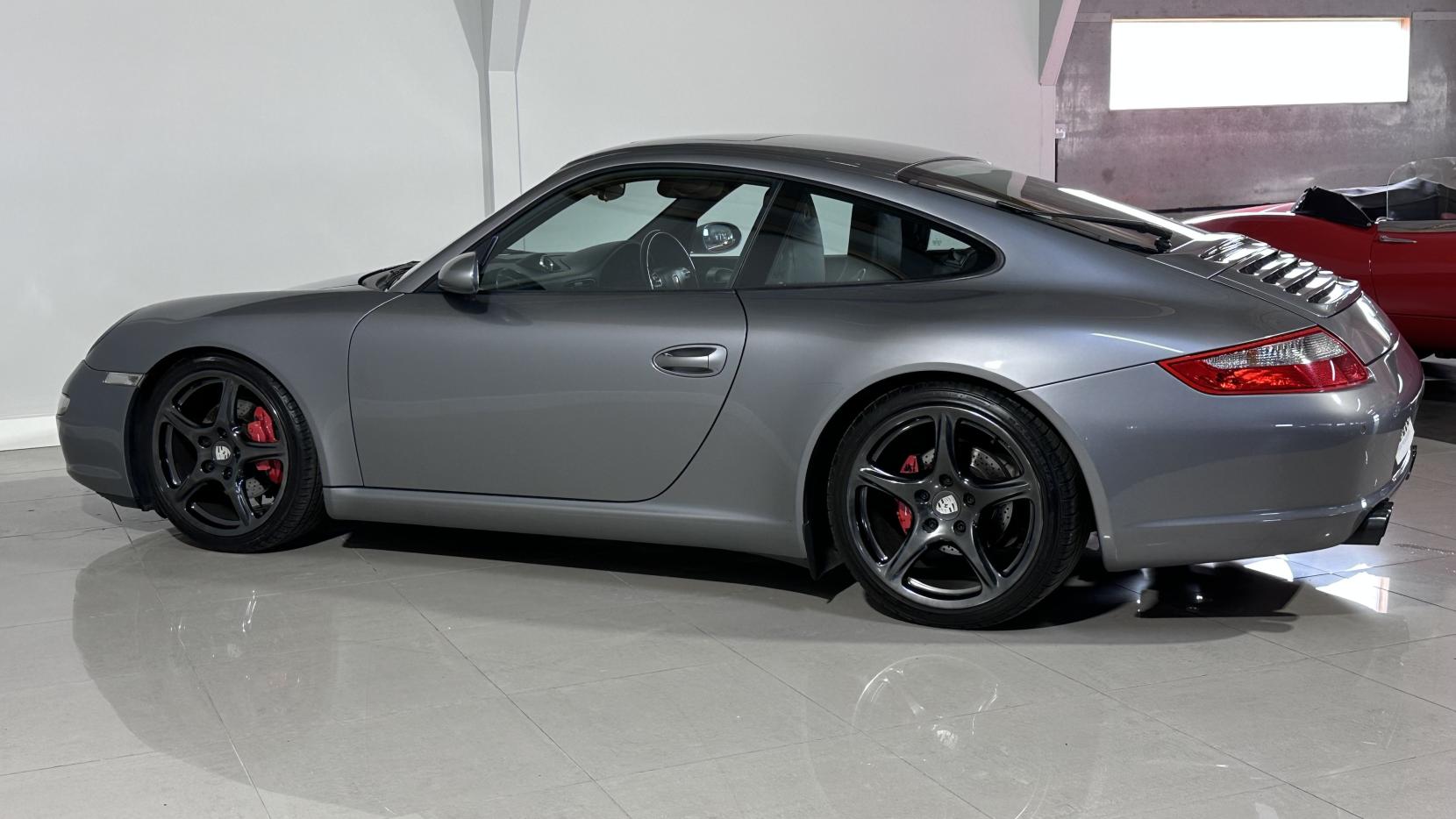 Porsche 911 3.6 997 Carrera Coupe 2dr Petrol Manual (266 g/km, 325 bhp)