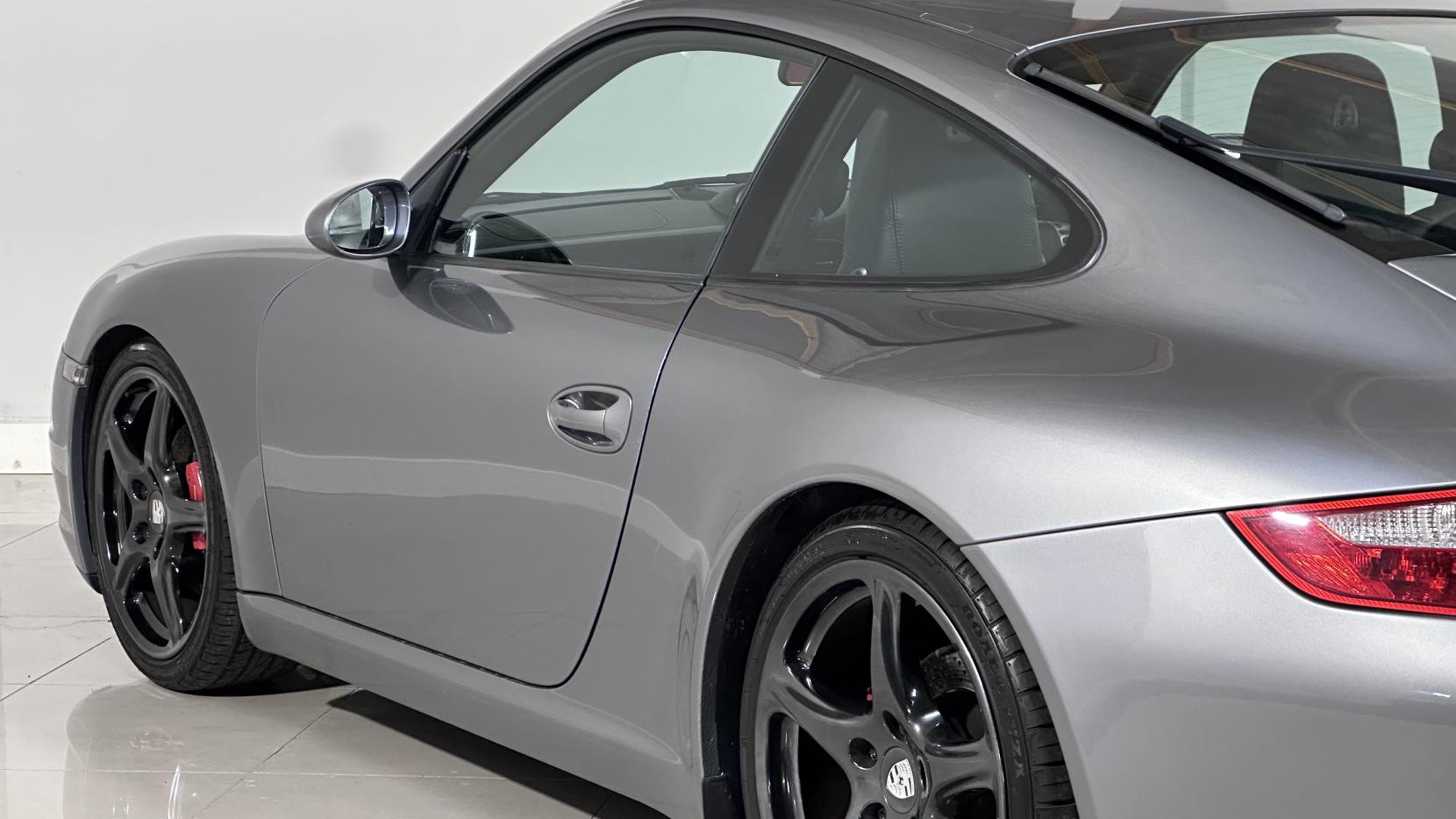 Porsche 911 3.6 997 Carrera Coupe 2dr Petrol Manual (266 g/km, 325 bhp)