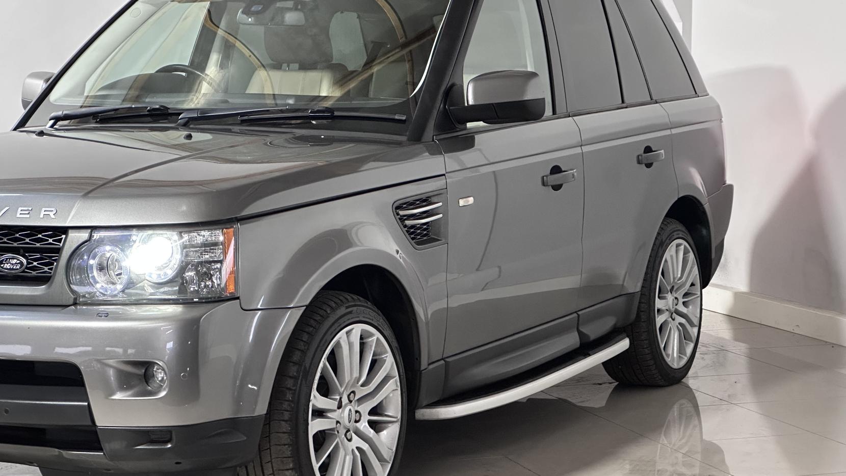 Land Rover Range Rover Sport 3.0 TD V6 HSE SUV 5dr Diesel CommandShift 4WD Euro 4 (245 ps)