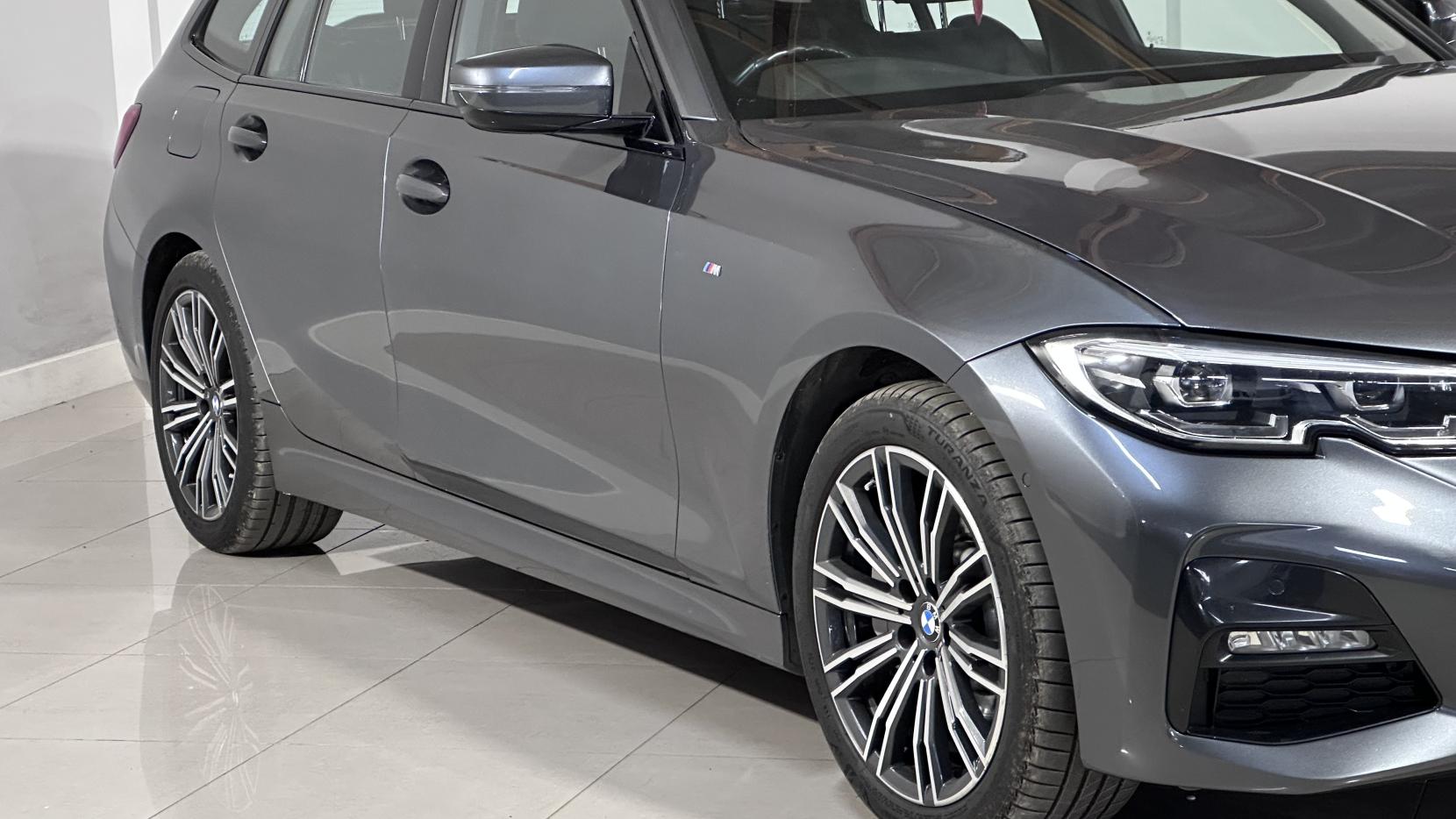 BMW 3 Series 2.0 330e 12kWh M Sport Touring 5dr Petrol Plug-in Hybrid Auto Euro 6 (s/s) (292 ps)