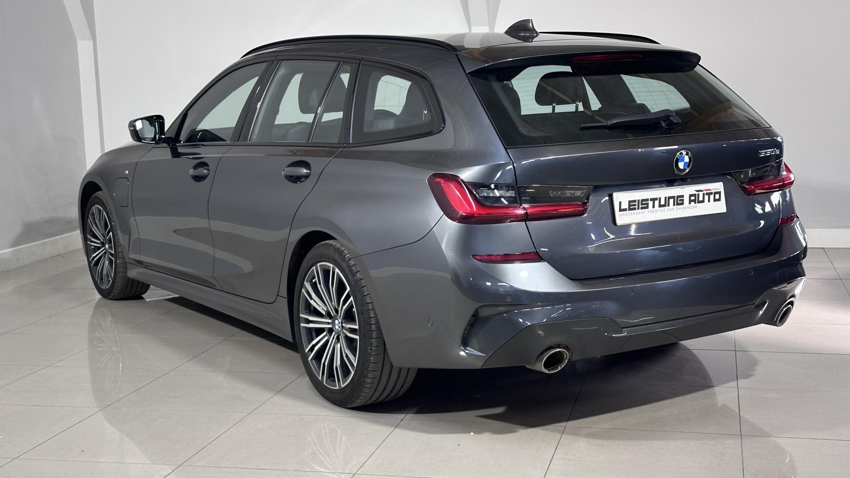 BMW 3 Series 2.0 330e 12kWh M Sport Touring 5dr Petrol Plug-in Hybrid Auto Euro 6 (s/s) (292 ps)