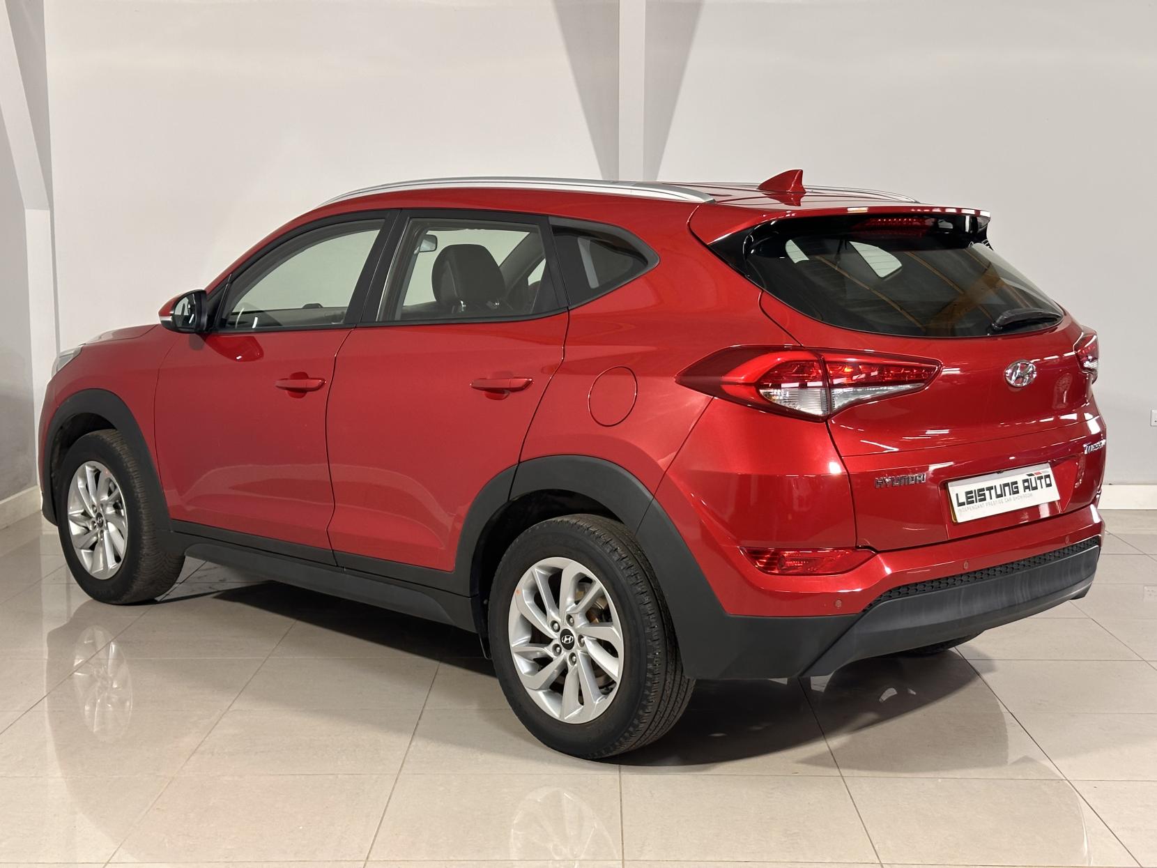 Hyundai TUCSON 1.7 CRDi Blue Drive SE Nav SUV 5dr Diesel Manual Euro 6 (s/s) (116 ps)