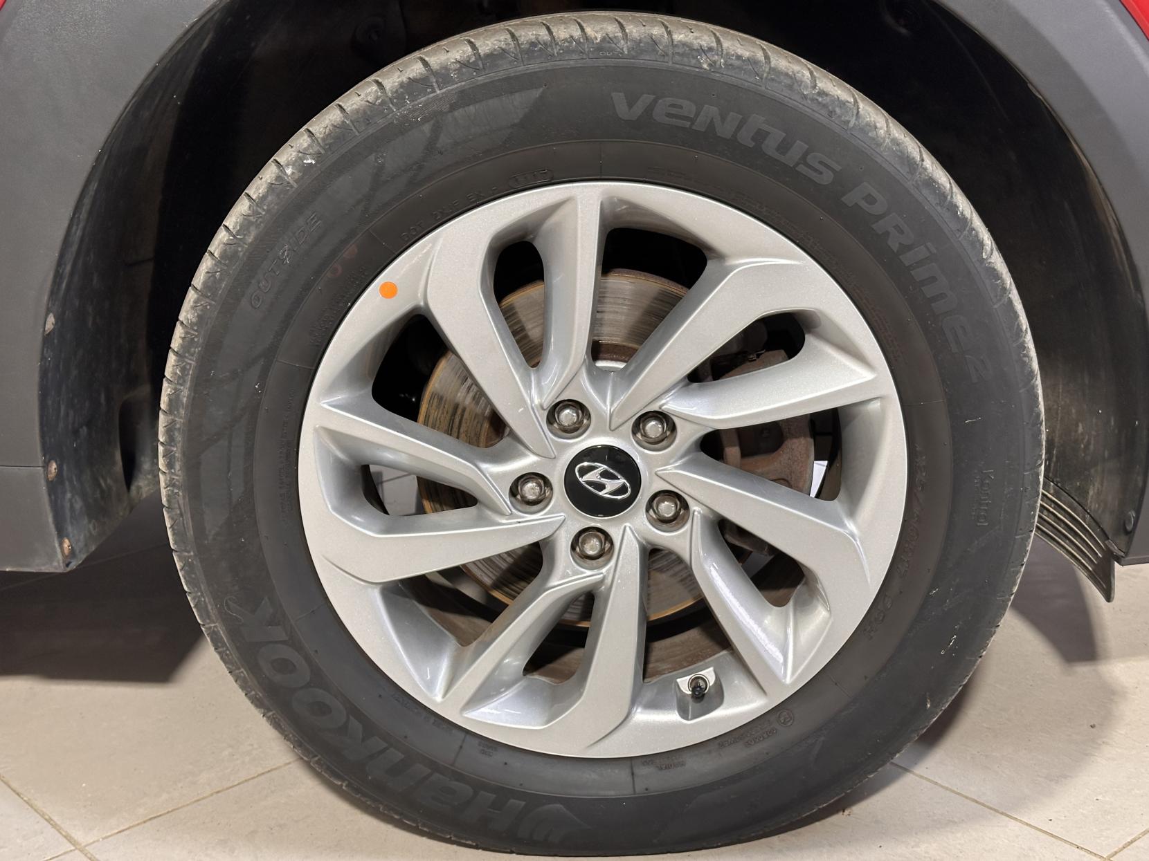 Hyundai TUCSON 1.7 CRDi Blue Drive SE Nav SUV 5dr Diesel Manual Euro 6 (s/s) (116 ps)