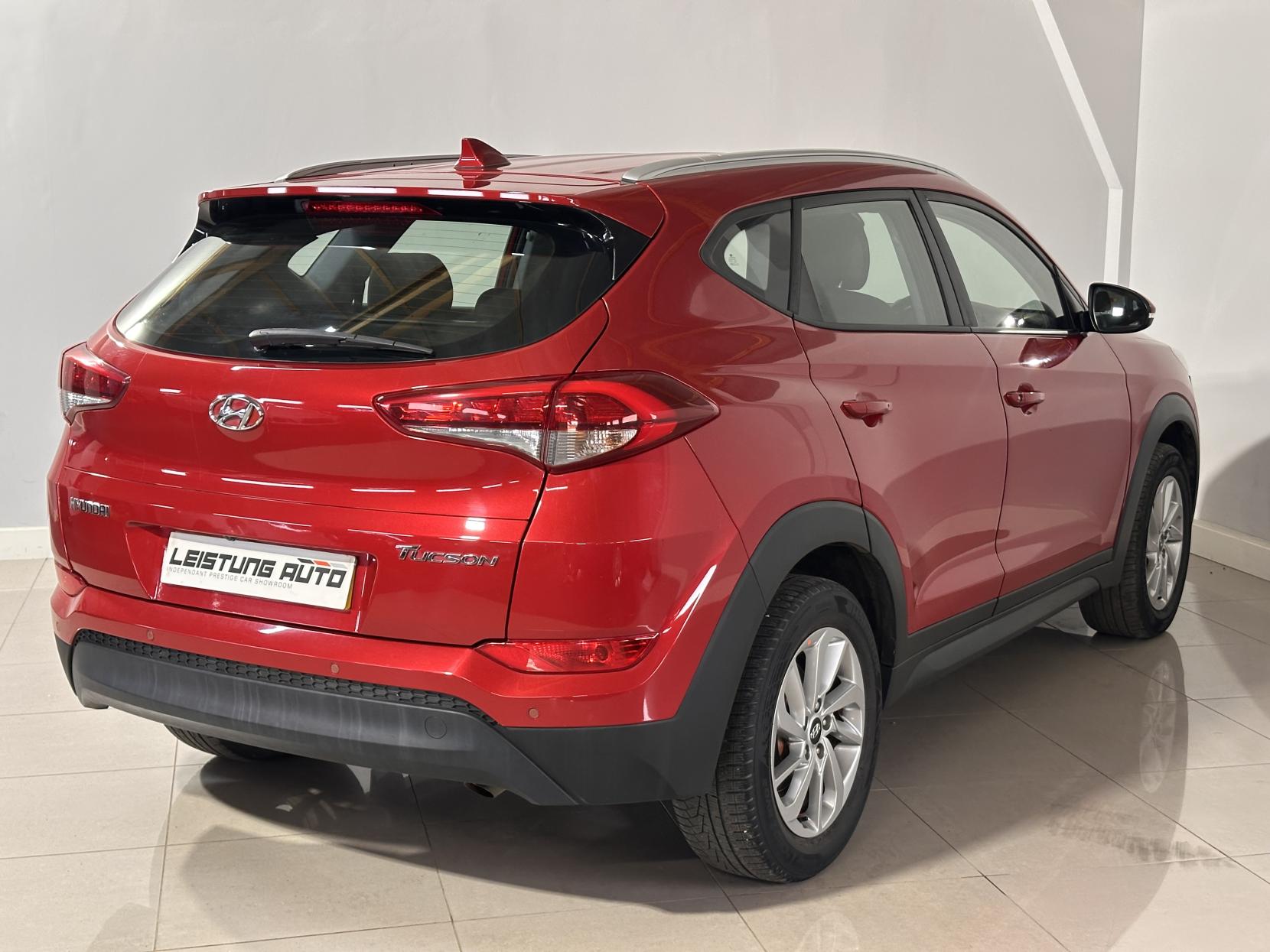 Hyundai TUCSON 1.7 CRDi Blue Drive SE Nav SUV 5dr Diesel Manual Euro 6 (s/s) (116 ps)