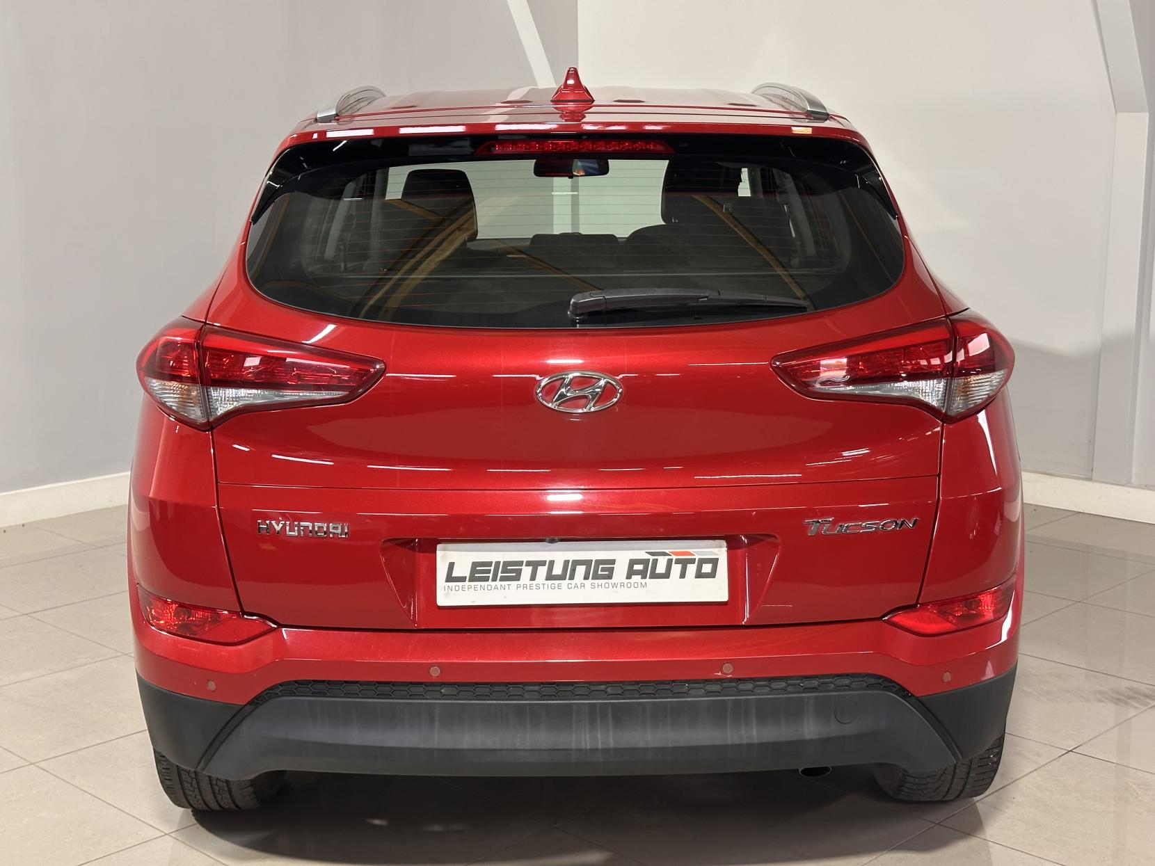 Hyundai TUCSON 1.7 CRDi Blue Drive SE Nav SUV 5dr Diesel Manual Euro 6 (s/s) (116 ps)