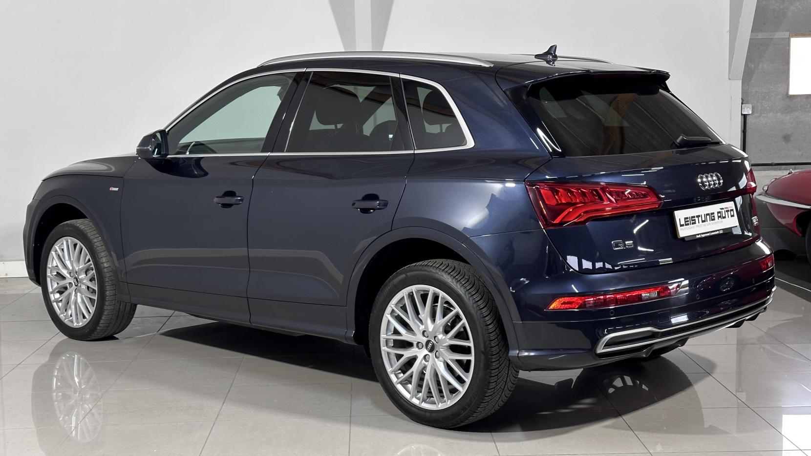 Audi Q5 2.0 TFSI S line SUV 5dr Petrol S Tronic quattro Euro 6 (s/s) (252 ps)