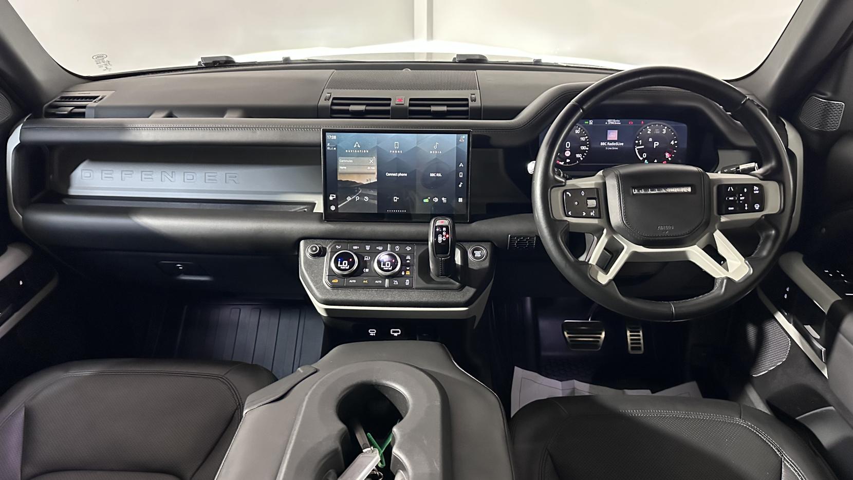 Land Rover Defender 110 3.0 D300 MHEV HSE Hard Top SUV 5dr Diesel Auto 4WD MWB Euro 6 (s/s) (300 ps)