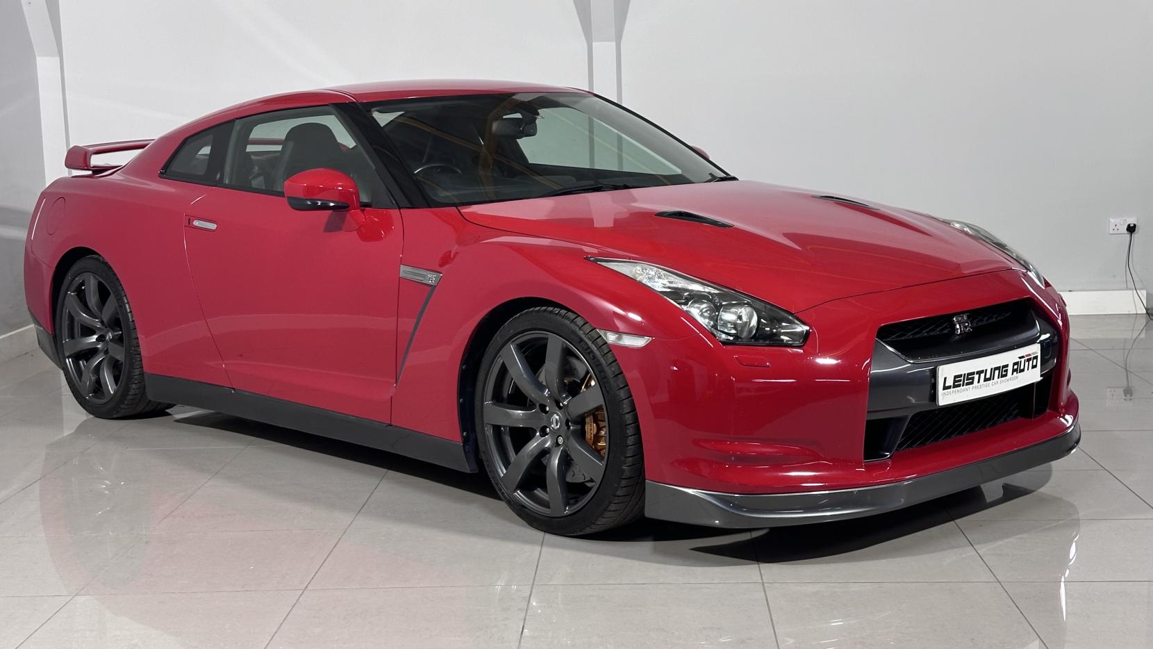 Nissan GT-R 3.8 V6 Premium Edition Coupe 2dr Petrol Auto 4WD Euro 4 (485 ps)