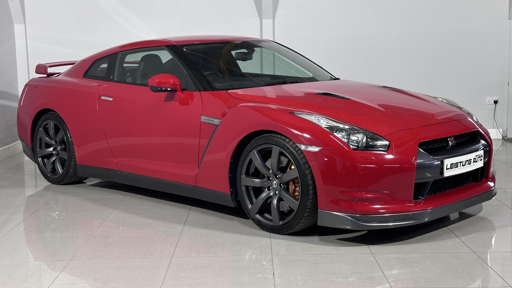 Nissan GT-R 3.8 V6 Premium Edition Coupe 2dr Petrol Auto 4WD Euro 4 (485 ps)