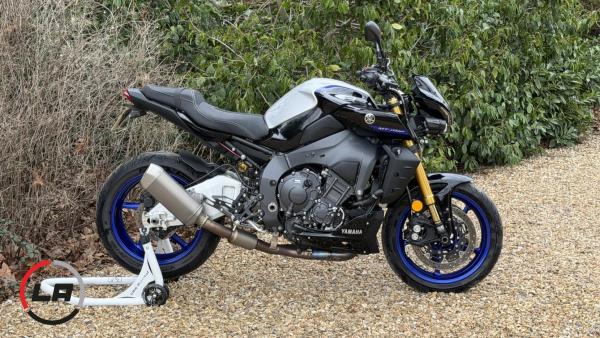 Yamaha MT-10 1000 SP Hyper-naked Petrol Manual Euro 5 (162 ps)