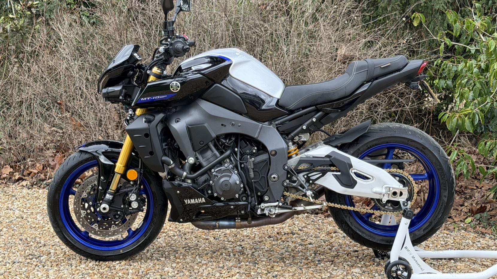 Yamaha MT-10 1000 SP Hyper-naked Petrol Manual Euro 5 (162 ps)