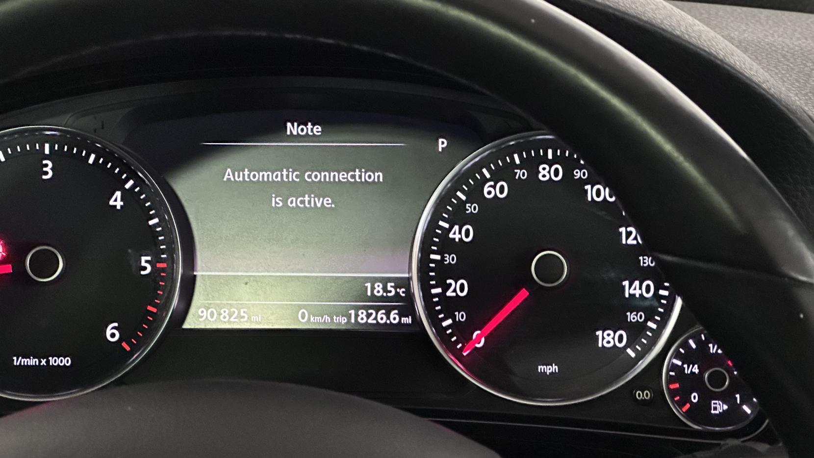 Volkswagen Touareg 3.0 TDI V6 BlueMotion Tech R-Line SUV 5dr Diesel Tiptronic 4WD Euro 6 (s/s) (262 ps)