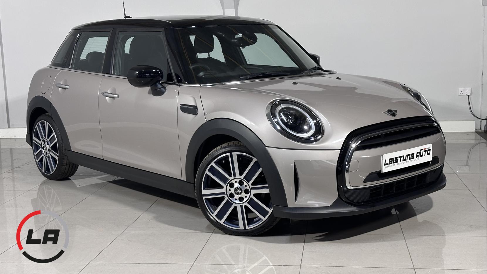 MINI Hatch 1.5 Cooper Exclusive Hatchback 5dr Petrol Steptronic Euro 6 (s/s) (136 ps)