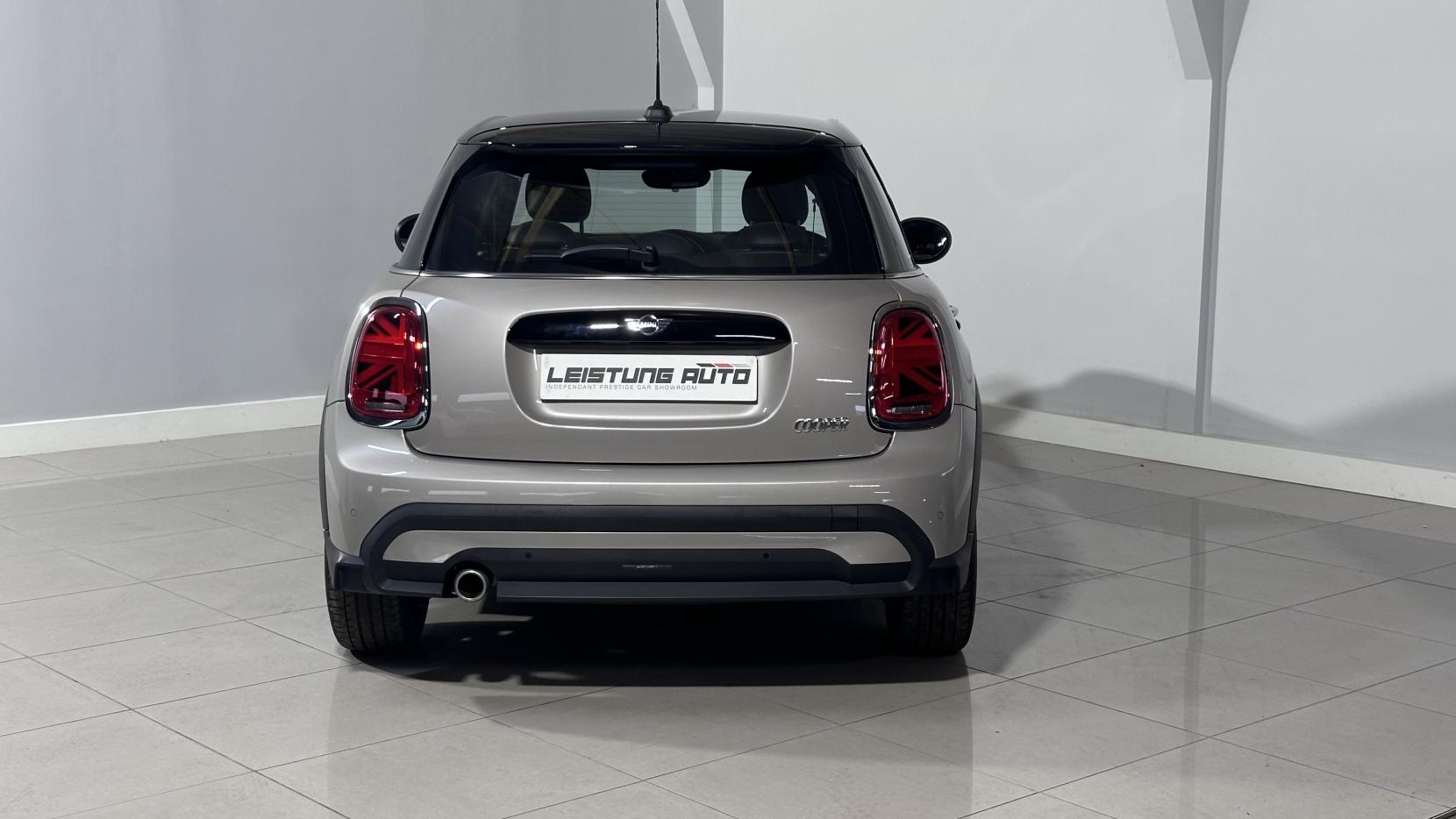 MINI Hatch 1.5 Cooper Exclusive Hatchback 5dr Petrol Steptronic Euro 6 (s/s) (136 ps)