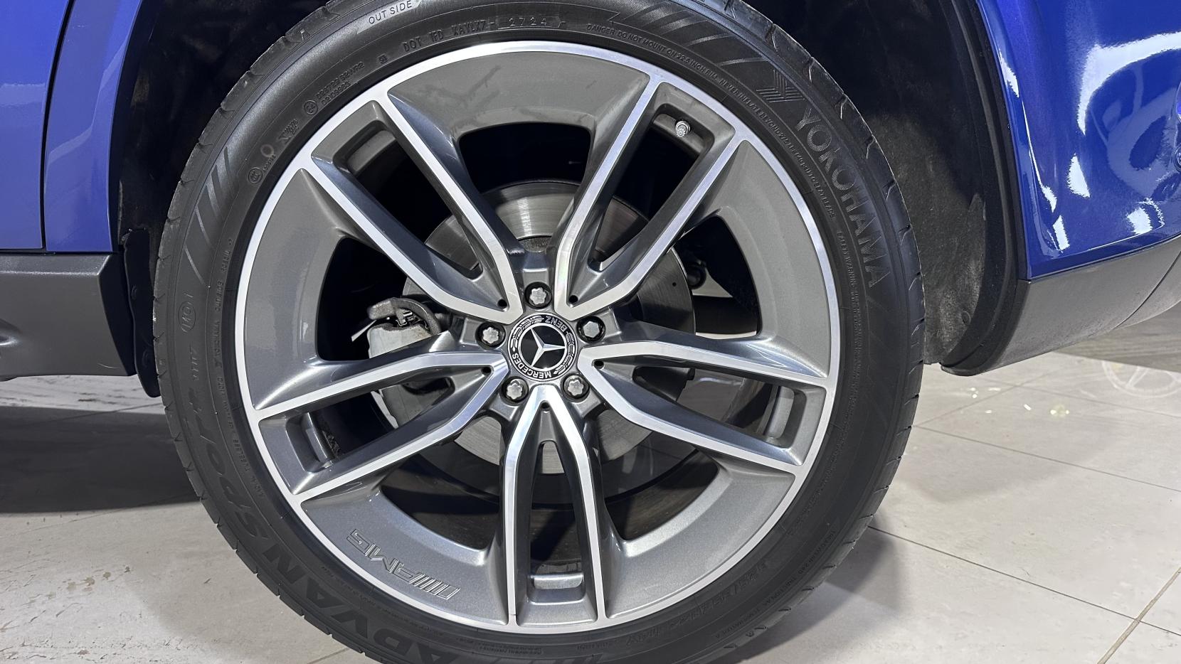 Mercedes-Benz GLE 2.9 GLE350d AMG Line (Premium) SUV 5dr Diesel G-Tronic 4MATIC Euro 6 (s/s) (272 ps)