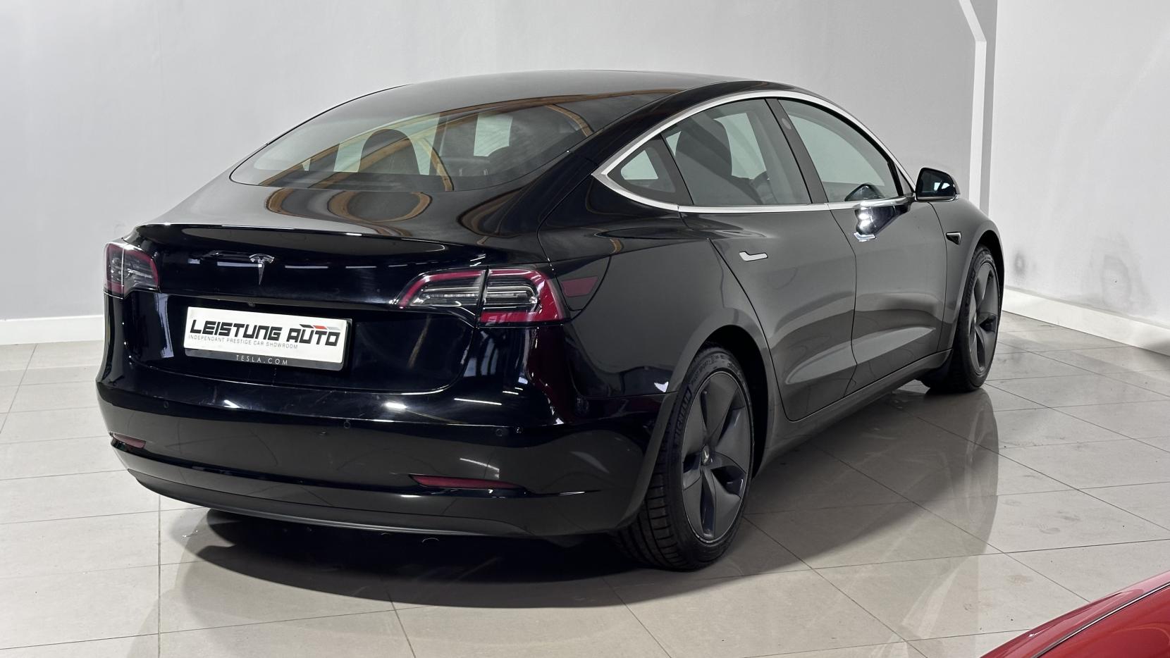 Tesla Model 3 Standard Range Plus Saloon 4dr Electric Auto RWD (241 bhp)