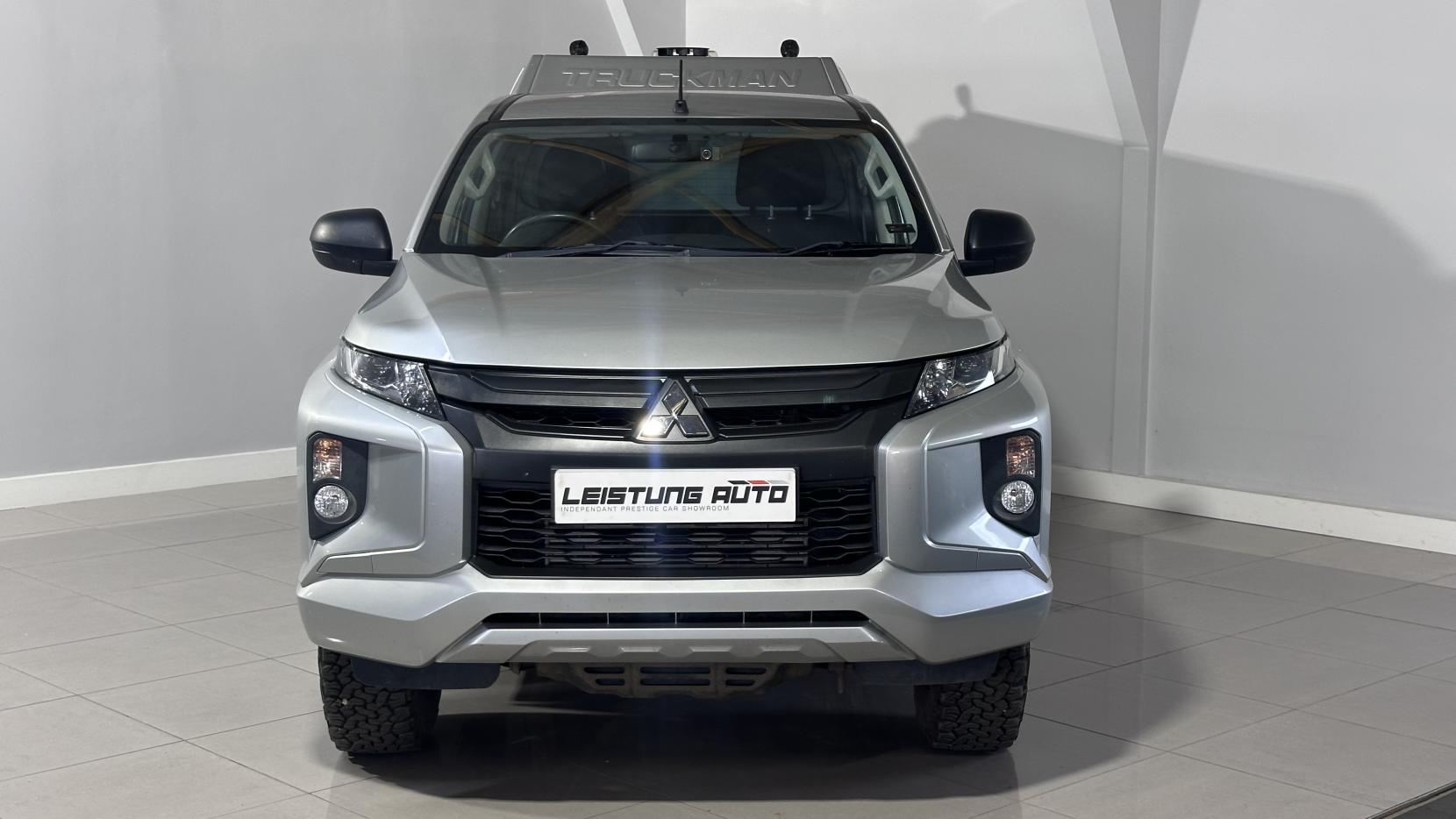 Mitsubishi L200 2.2 DI-D CC 4Life Pickup Double Cab 4dr Diesel Manual 4WD Euro 6 (s/s) (150 ps)
