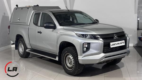 Mitsubishi L200 2.2 DI-D CC 4Life Pickup Double Cab 4dr Diesel Manual 4WD Euro 6 (s/s) (150 ps)