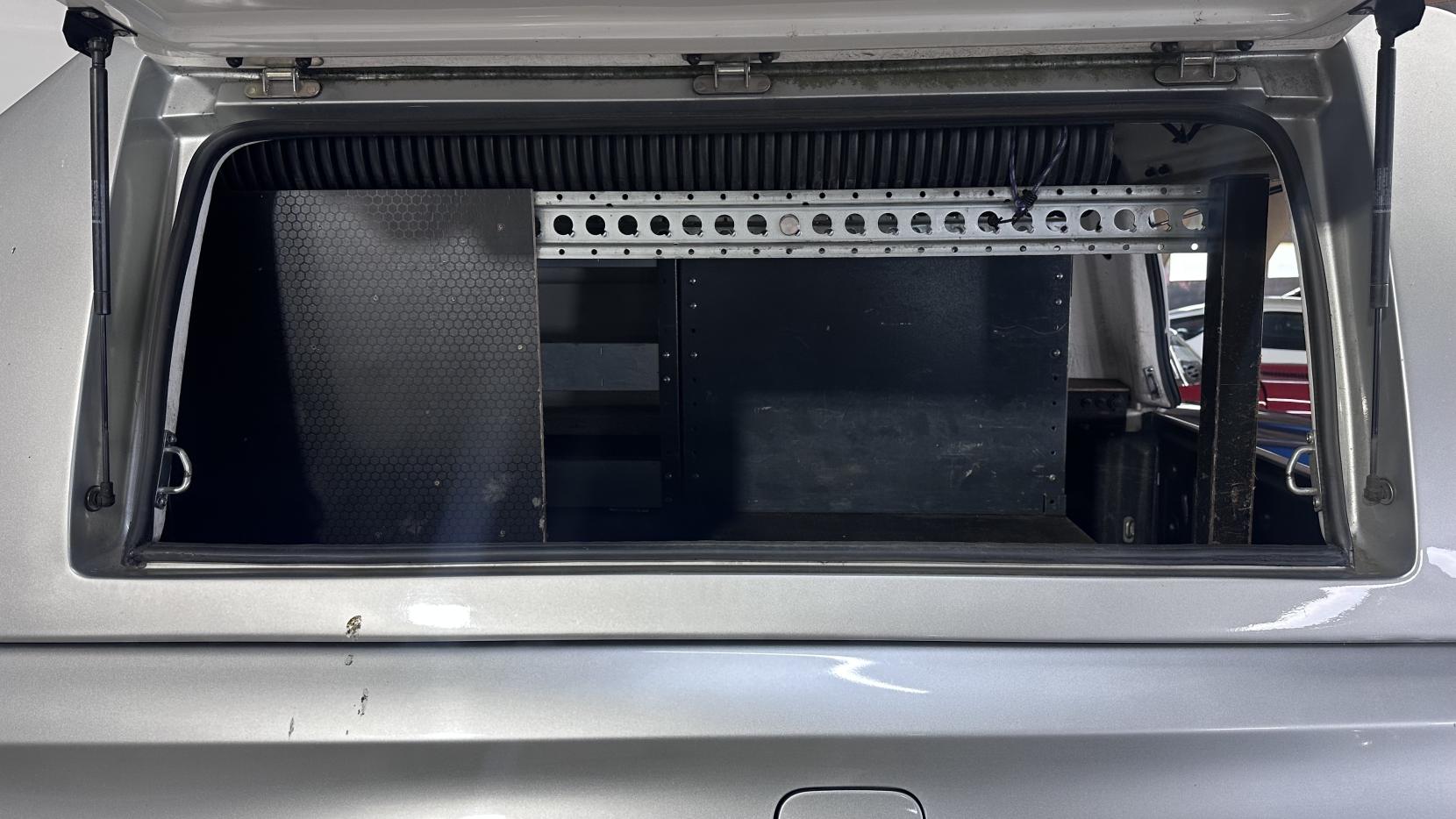 Mitsubishi L200 2.2 DI-D CC 4Life Pickup Double Cab 4dr Diesel Manual 4WD Euro 6 (s/s) (150 ps)