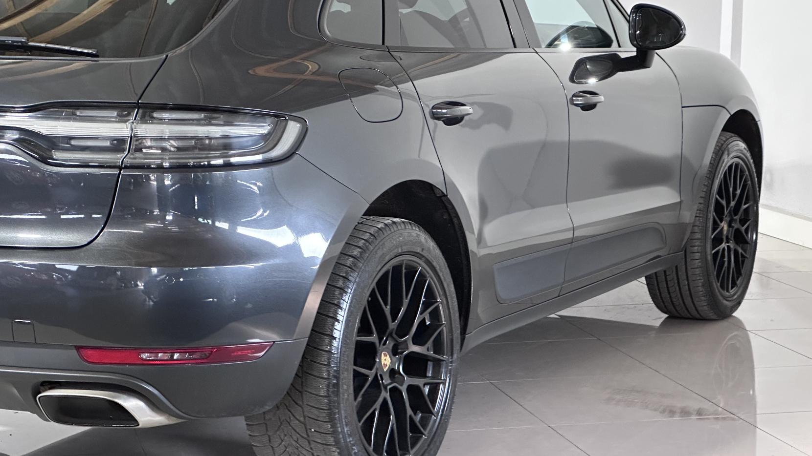 Porsche Macan 2.0T SUV 5dr Petrol PDK 4WD Euro 6 (s/s) (245 ps)