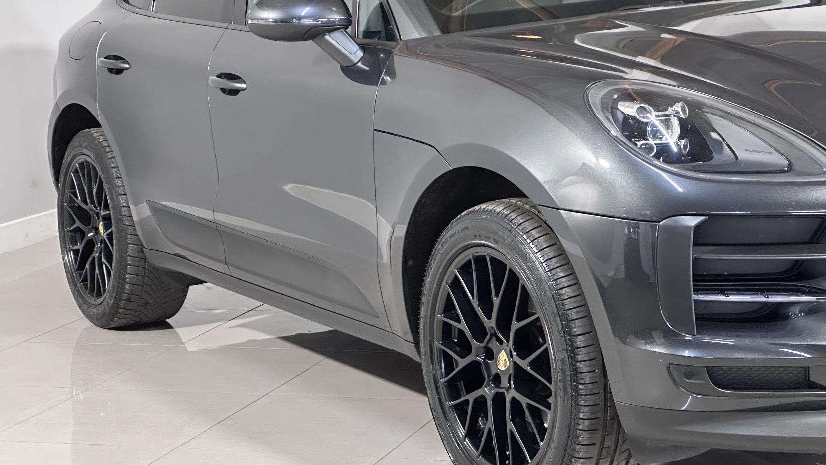 Porsche Macan 2.0T SUV 5dr Petrol PDK 4WD Euro 6 (s/s) (245 ps)