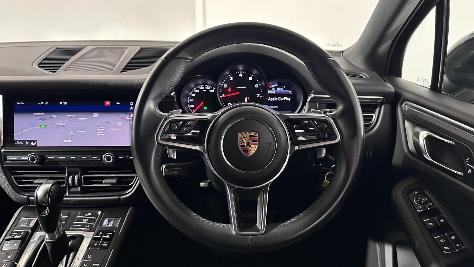 Porsche Macan 2.0T SUV 5dr Petrol PDK 4WD Euro 6 (s/s) (245 ps)