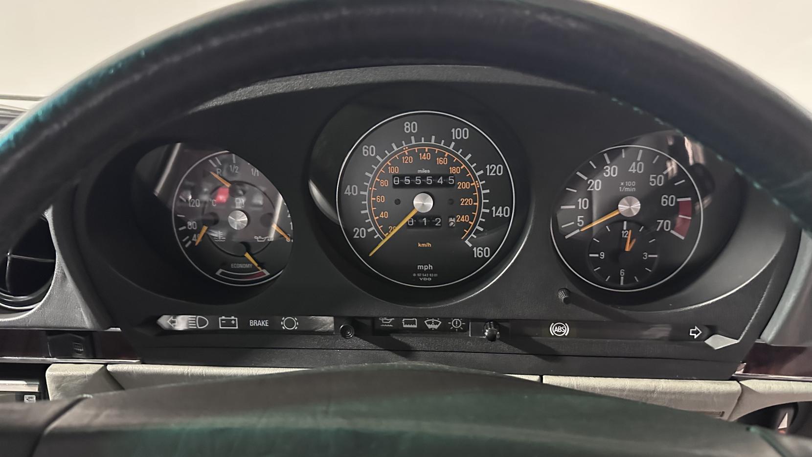 Mercedes-Benz SL 4.2 Convertible 2dr Petrol Automatic (218 bhp)