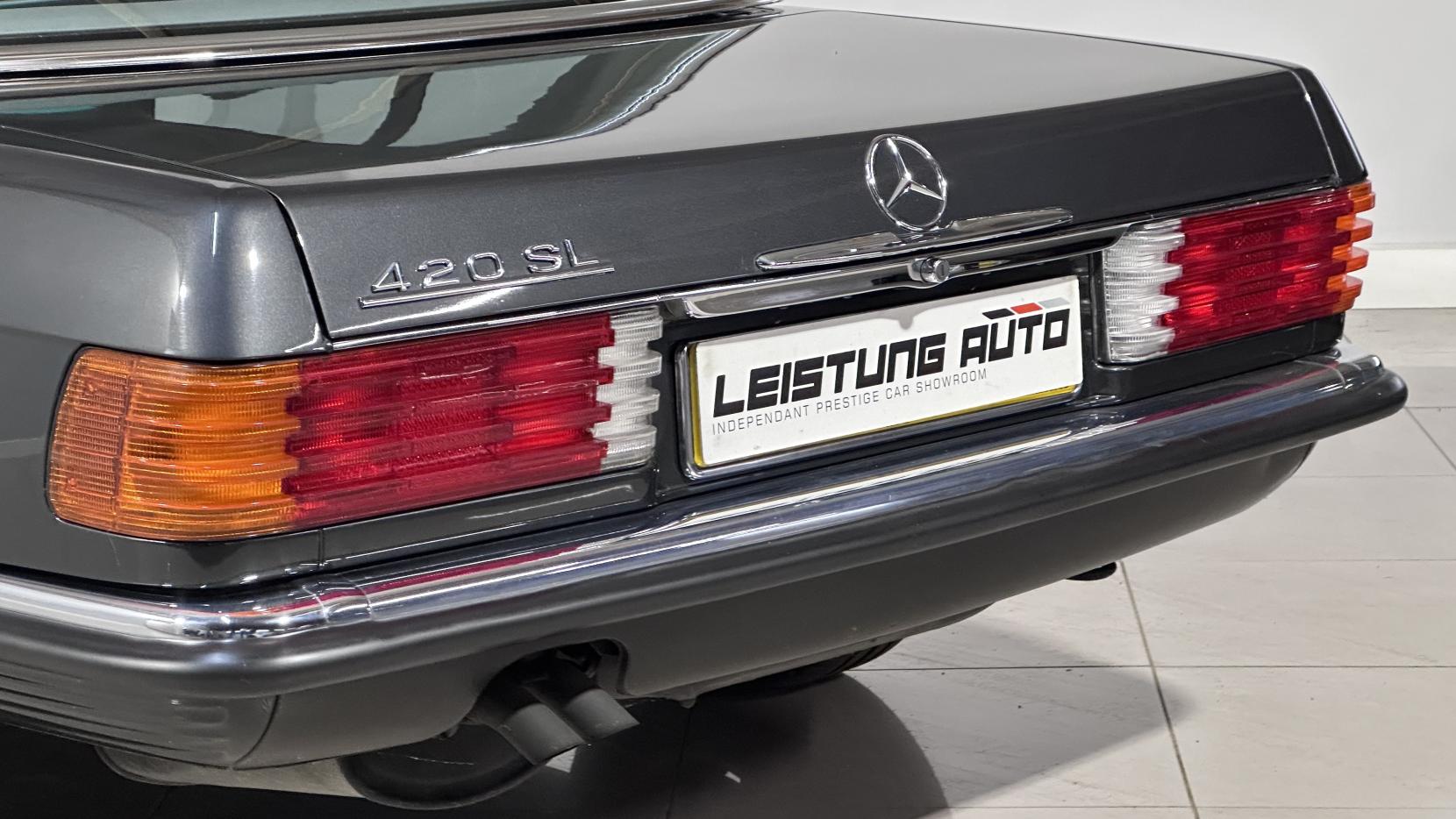 Mercedes-Benz SL 4.2 Convertible 2dr Petrol Automatic (218 bhp)