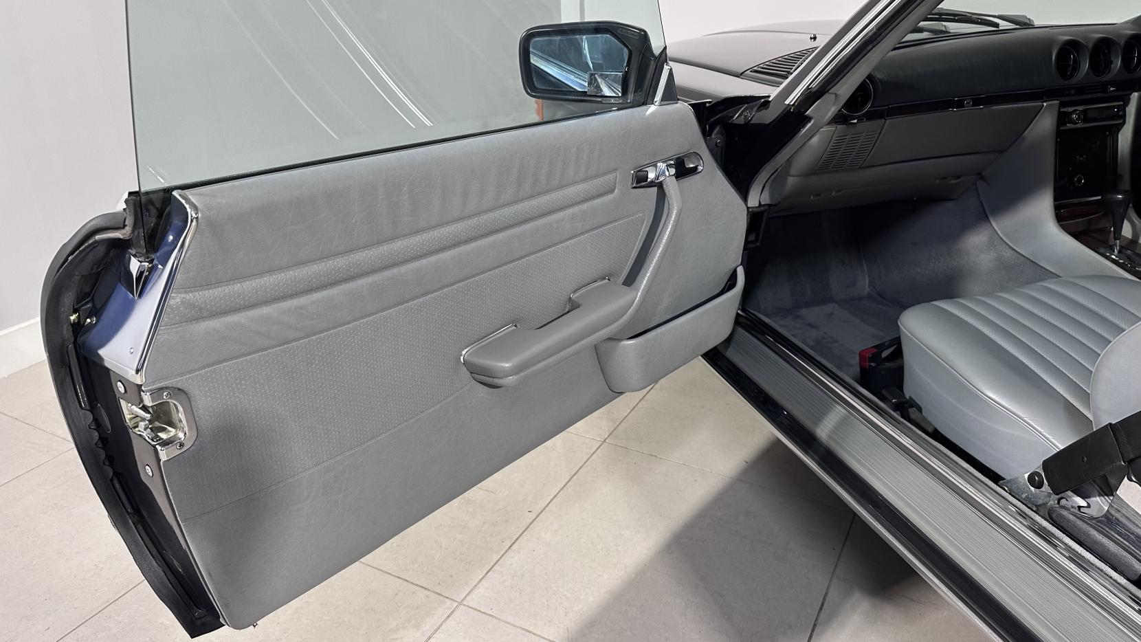 Mercedes-Benz SL 4.2 Convertible 2dr Petrol Automatic (218 bhp)