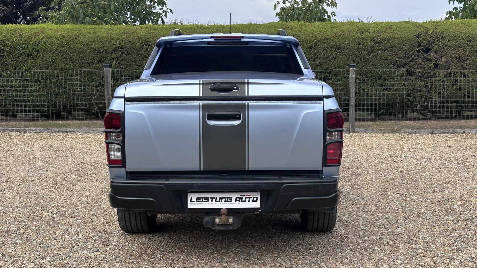 Isuzu D-Max 2.5 TD Centurion Pickup 4dr Diesel Automatic 4x4 (220 g/km, 161 bhp)