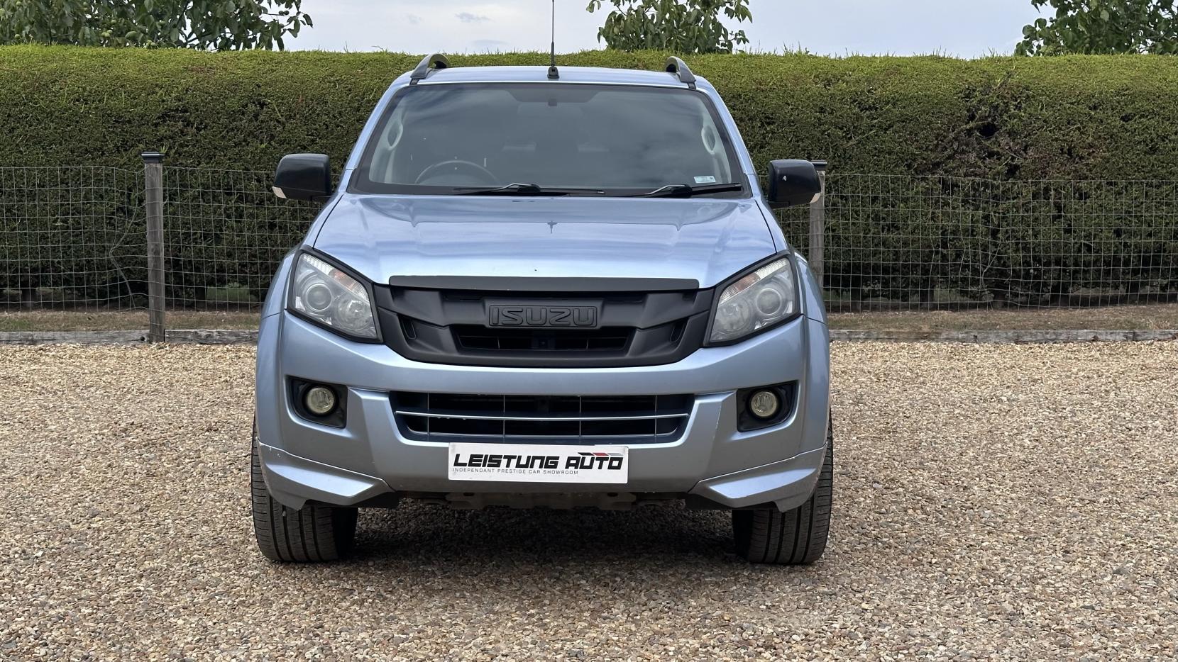 Isuzu D-Max 2.5 TD Centurion Pickup 4dr Diesel Automatic 4x4 (220 g/km, 161 bhp)