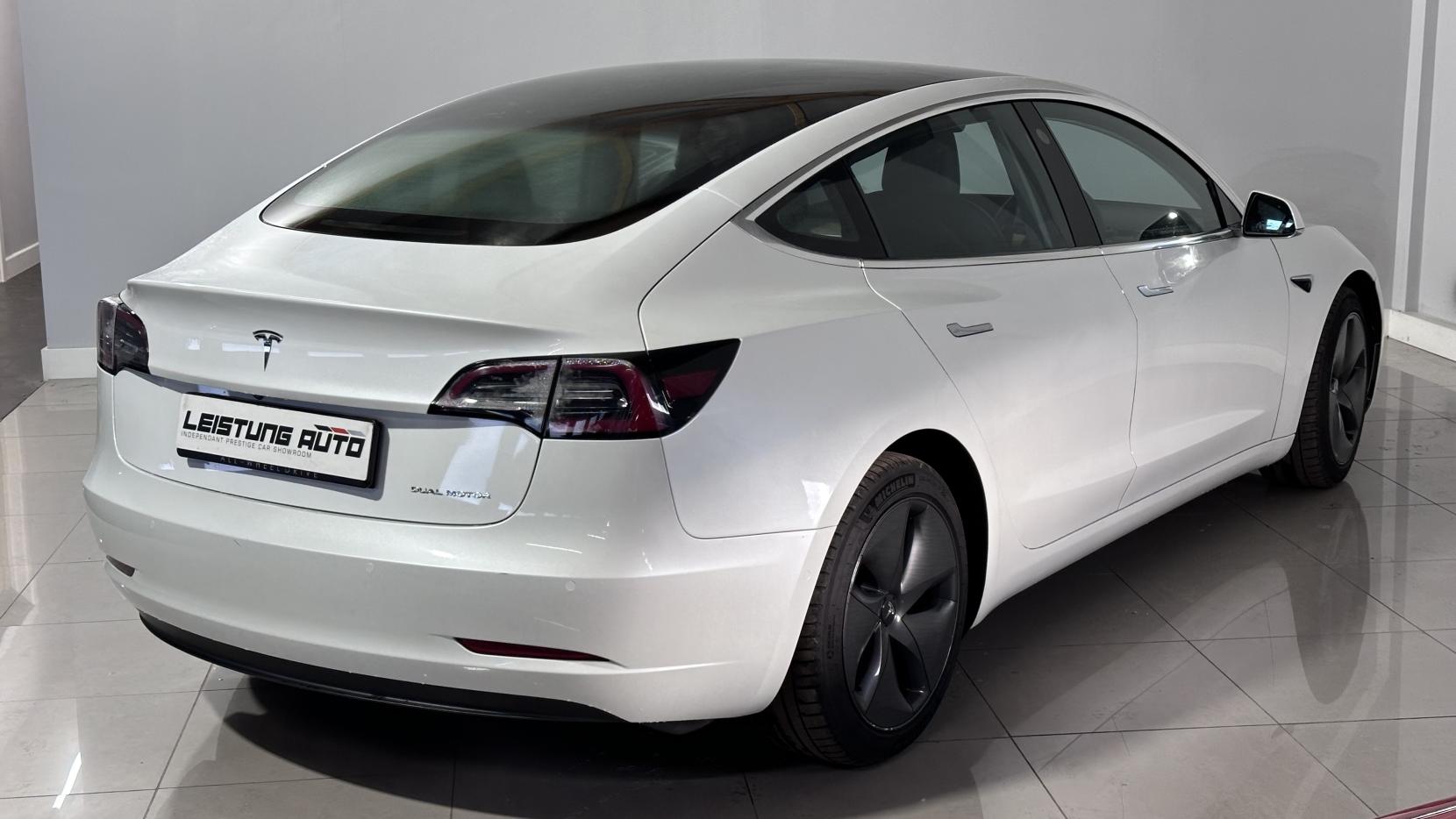 Tesla Model 3 (Dual Motor) Long Range Saloon 4dr Electric Auto 4WDE (346 ps)