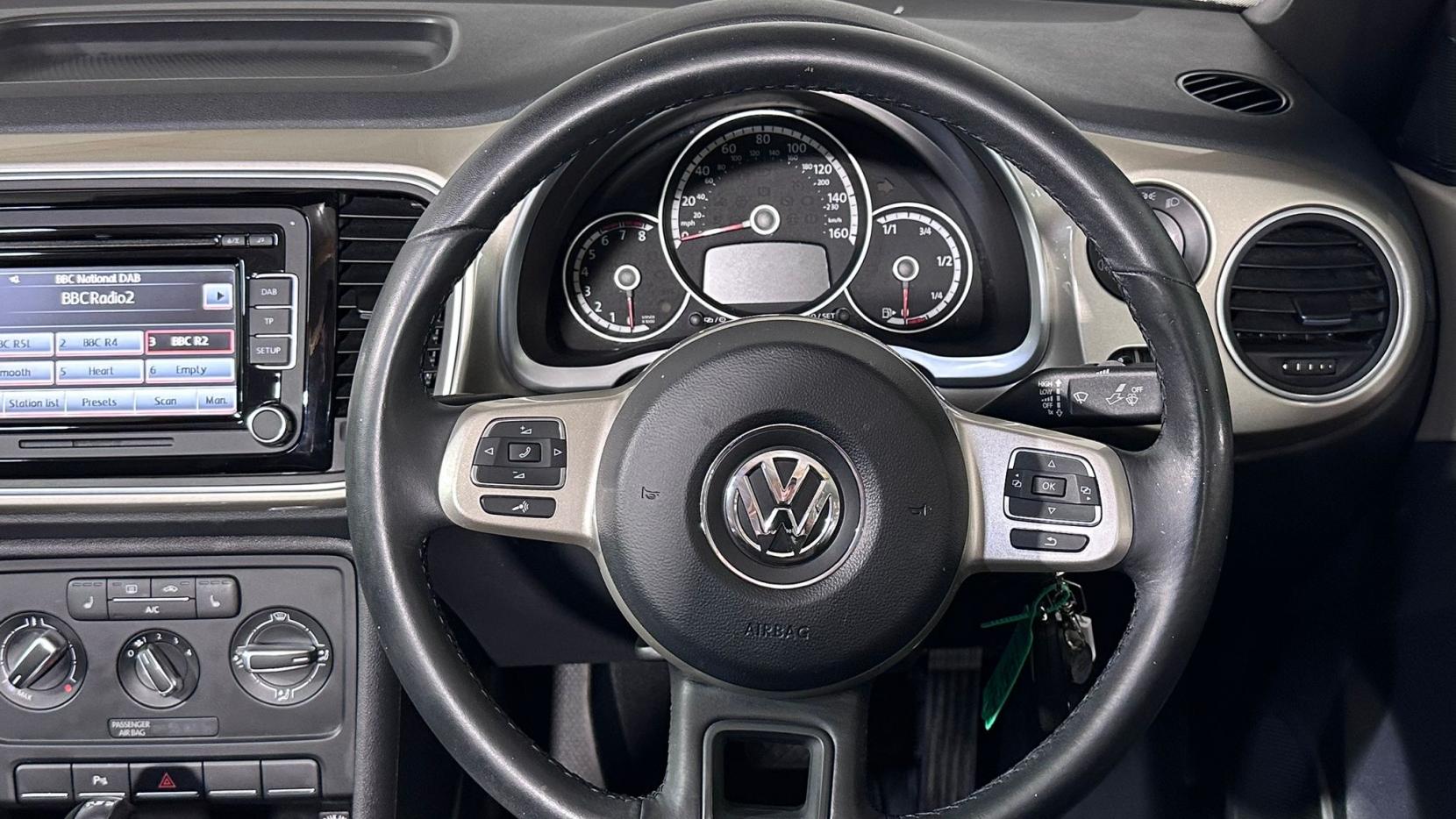 Volkswagen Beetle 1.2 TSI Design Cabriolet 2dr Petrol DSG Euro 5 (105 ps)