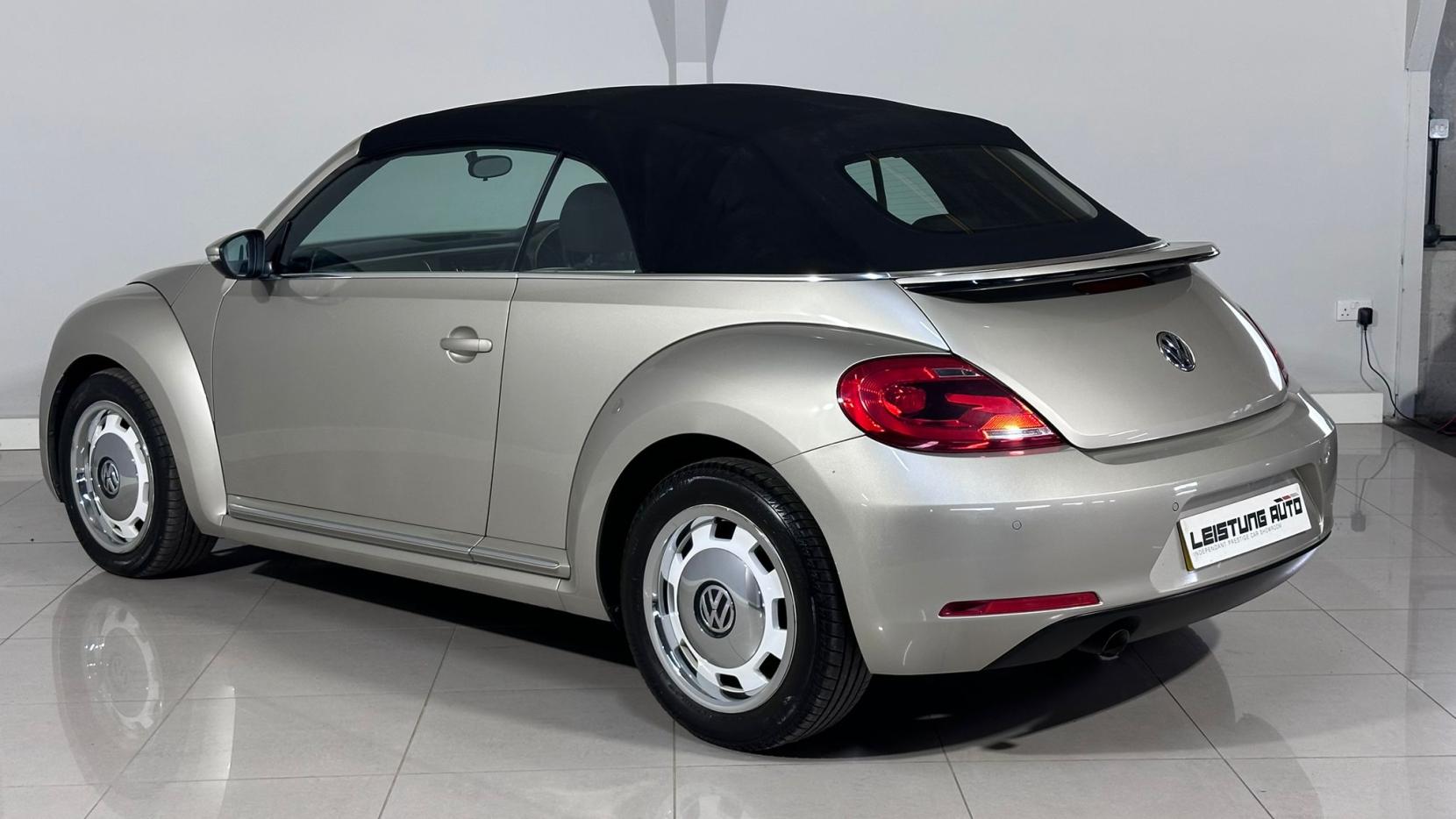 Volkswagen Beetle 1.2 TSI Design Cabriolet 2dr Petrol DSG Euro 5 (105 ps)