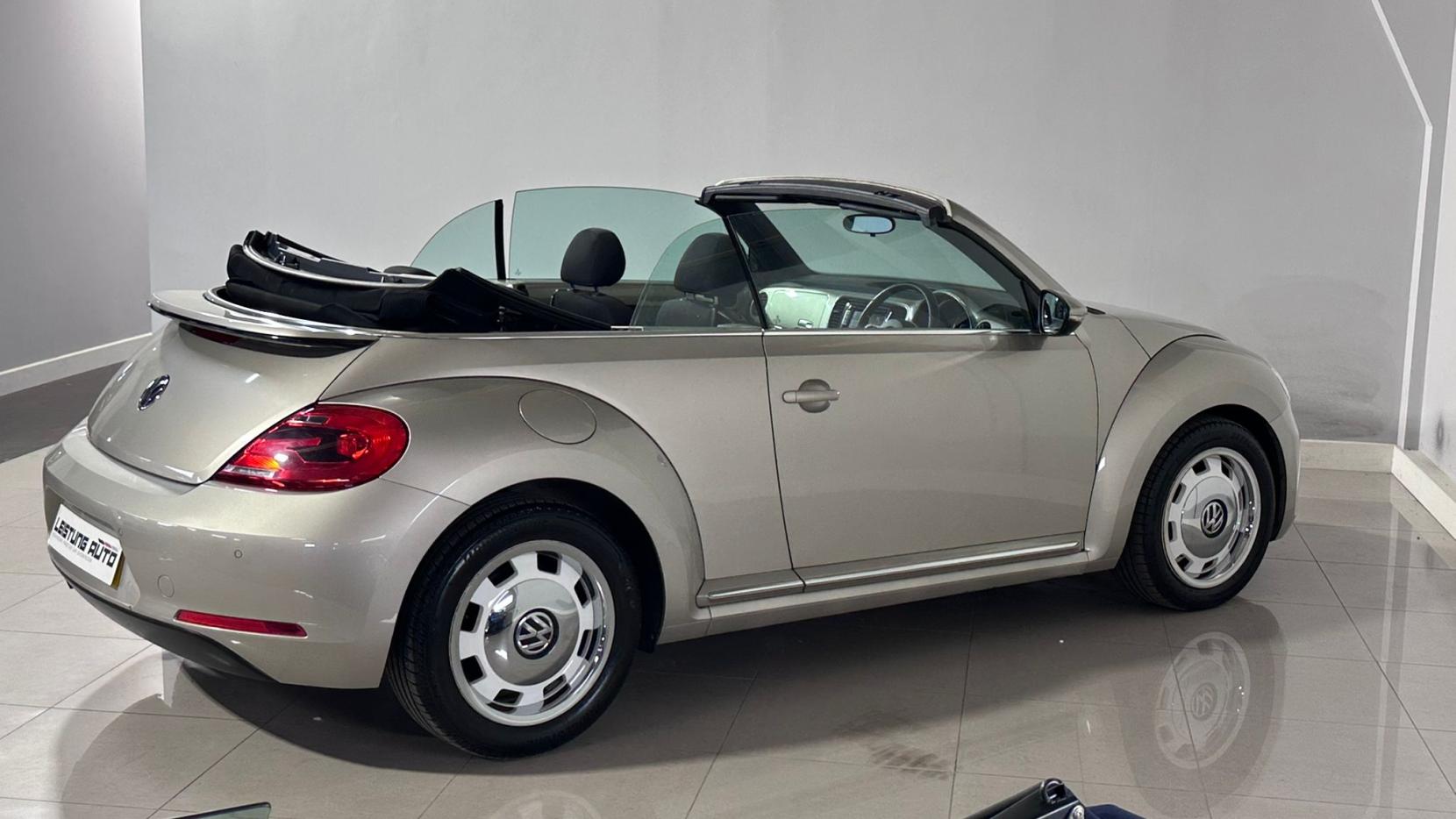 Volkswagen Beetle 1.2 TSI Design Cabriolet 2dr Petrol DSG Euro 5 (105 ps)