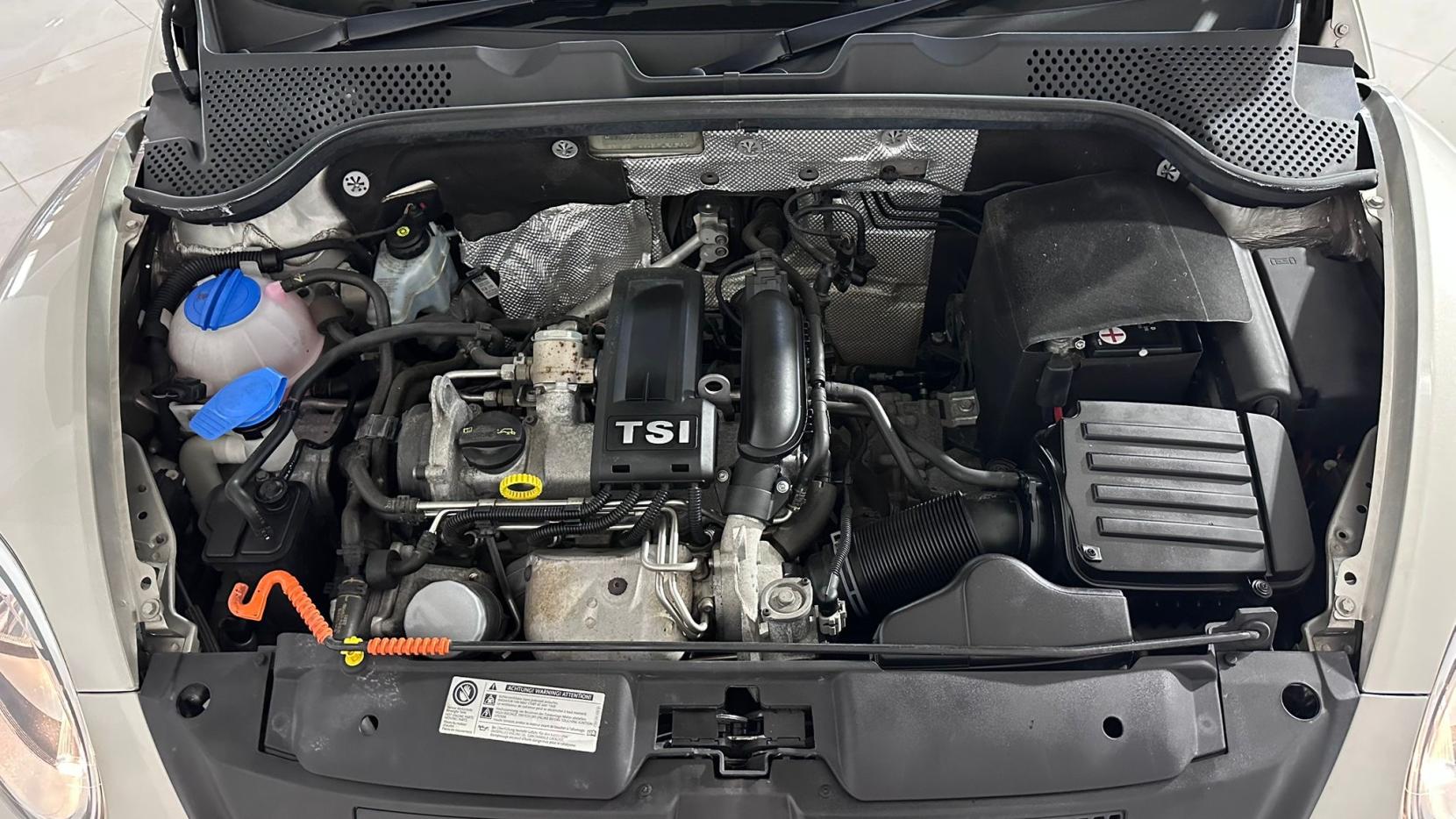 Volkswagen Beetle 1.2 TSI Design Cabriolet 2dr Petrol DSG Euro 5 (105 ps)