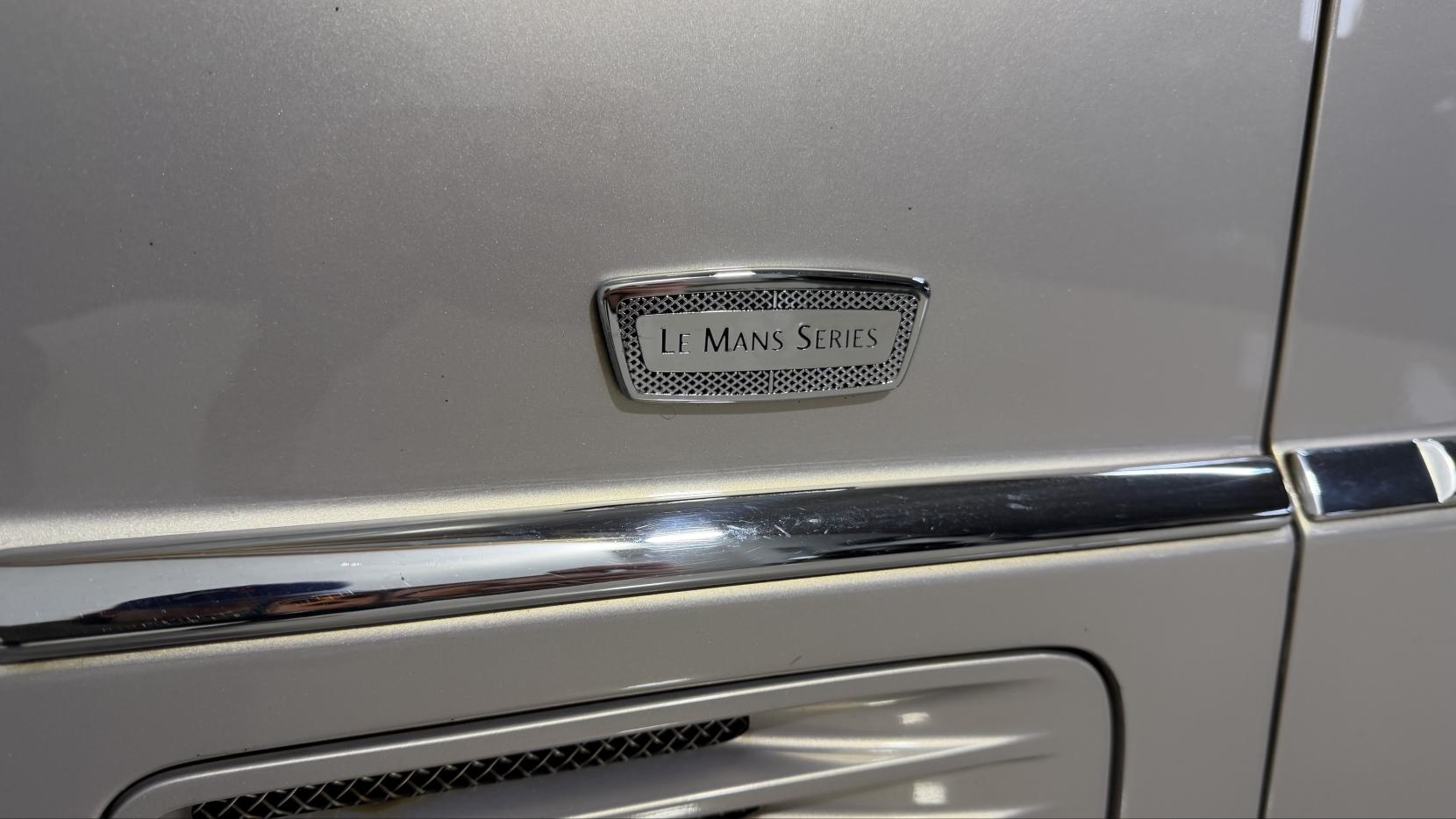 Bentley Arnage 6.8 Red Label Saloon 4dr Petrol Automatic (456 g/km, 400 bhp)