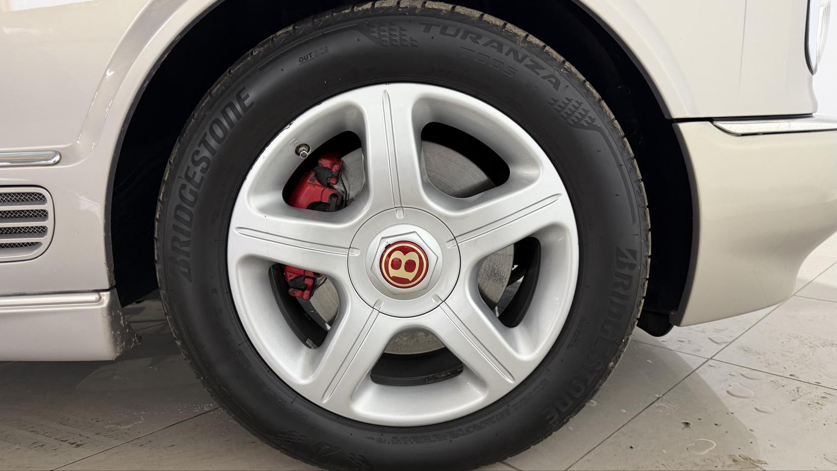 Bentley Arnage 6.8 Red Label Saloon 4dr Petrol Automatic (456 g/km, 400 bhp)