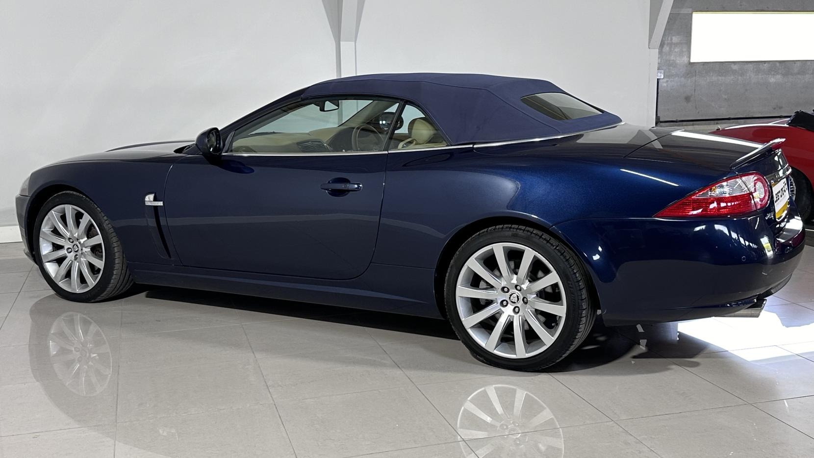 Jaguar XK 4.2 V8 Convertible 2dr Petrol Auto Euro 4 (300 ps)