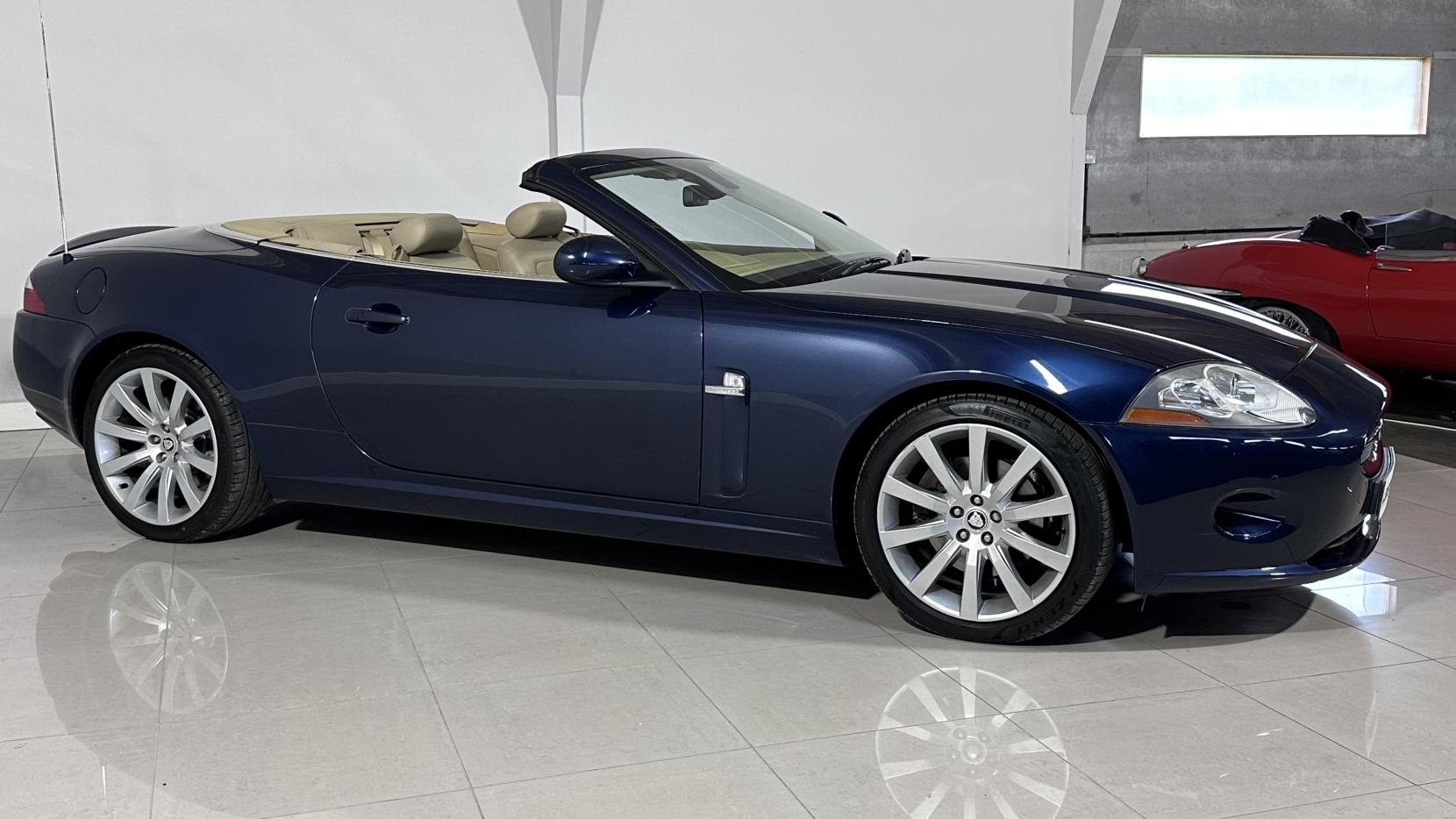 Jaguar XK 4.2 V8 Convertible 2dr Petrol Auto Euro 4 (300 ps)